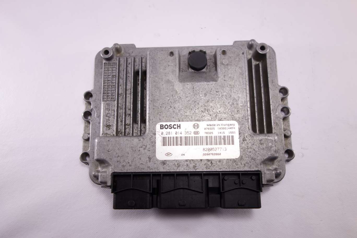 Centralita del motor Renault Megane Laguna 8200527713 8200762660 Bosch 0281014352 0 281 014 352 - foto 1