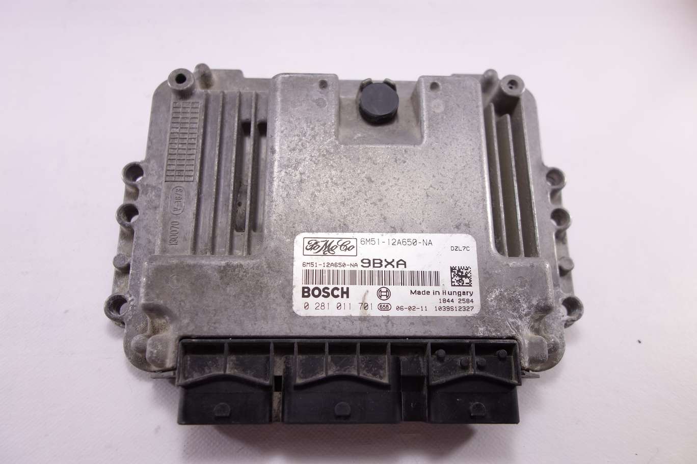 Centralita del motor Ford Focus 6M5112A650NA 6M51-12A650-NA 6M5112A650NA9BXA BOSCH 0281011701 0 281 011 701 - foto 1