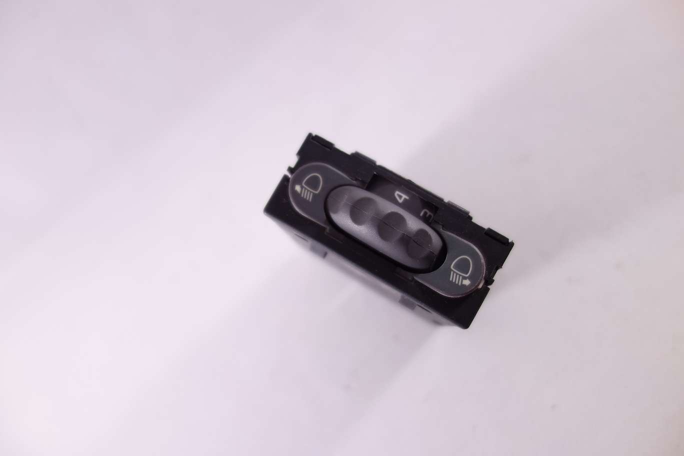 Interruptor de luz Renault Clio 7700410134C - foto 1
