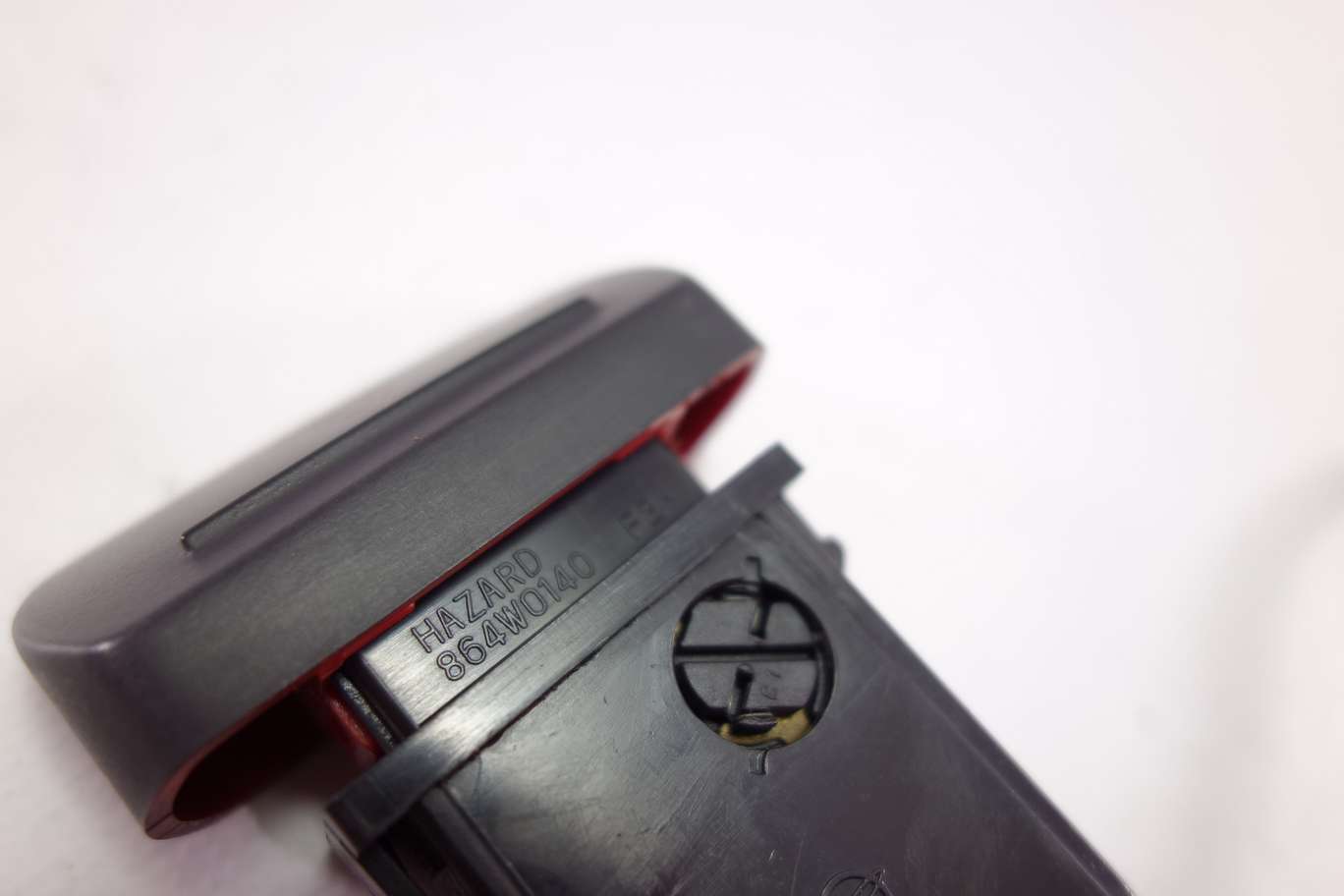 Interruptor de emergencia Ssangyong Rexton 864W0140F3 864W0140 F3 - foto 2