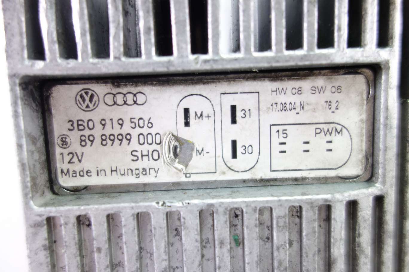 Módulo de ventilador VW Transporter 3B0919506 3B0 919 506 898999000 89 8999 000 - foto 2