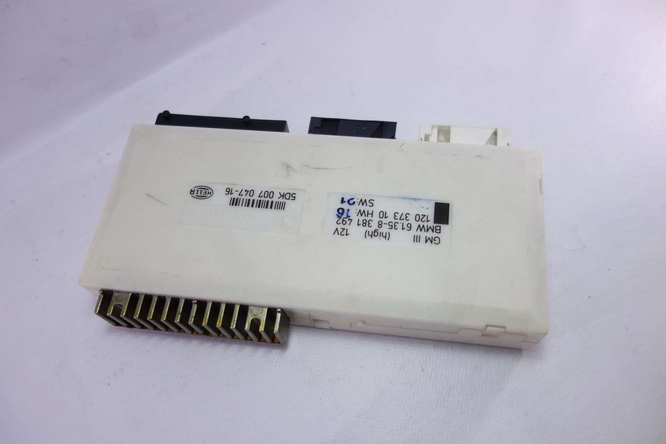 Centralita cierre BMW E38 E39 61358381492 61.35-8 381 492 120373 Hella 5DK00704716 5DK 007 047-16 - foto 1