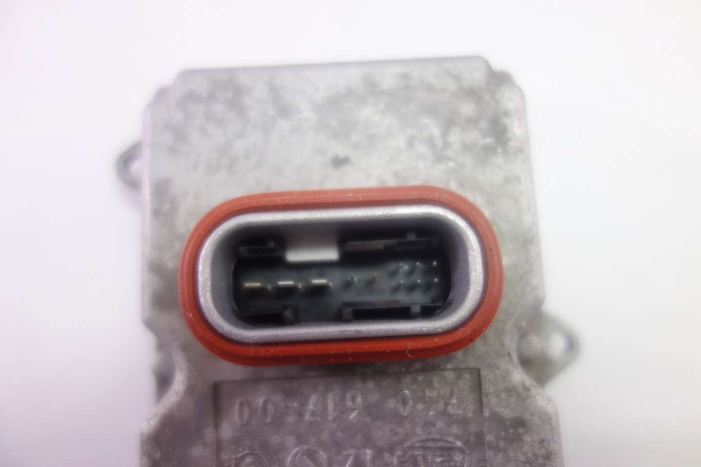 Xenon de faros Mercedes W211 A0028206026 A 002 820 60 26 Hella 5DF00870400 5DF 008 704-00 - foto 1