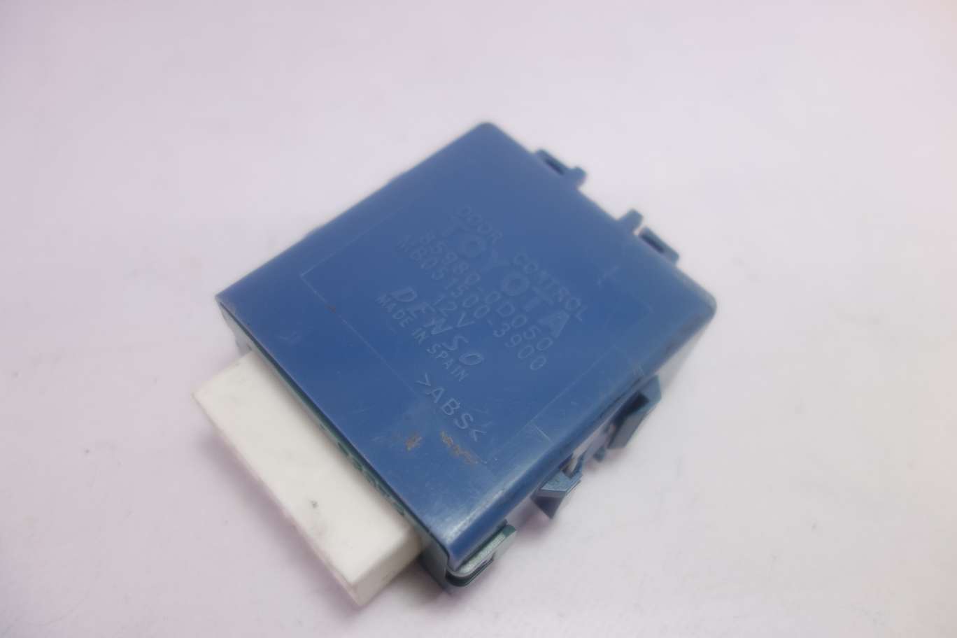 Centralizado cierre Toyota Yaris 859800D050 85980-0D050 MB0515003900 MB051500-3900 Denso - foto 1