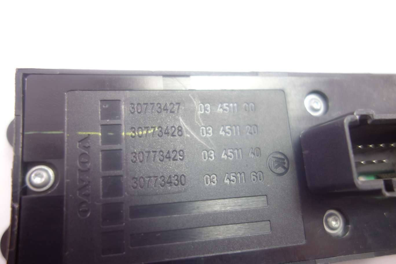 Interruptor de elevalunas Volvo V50 03451100 03 4511 00 30773427 30773430 03451140 03 4511 40 - foto 2
