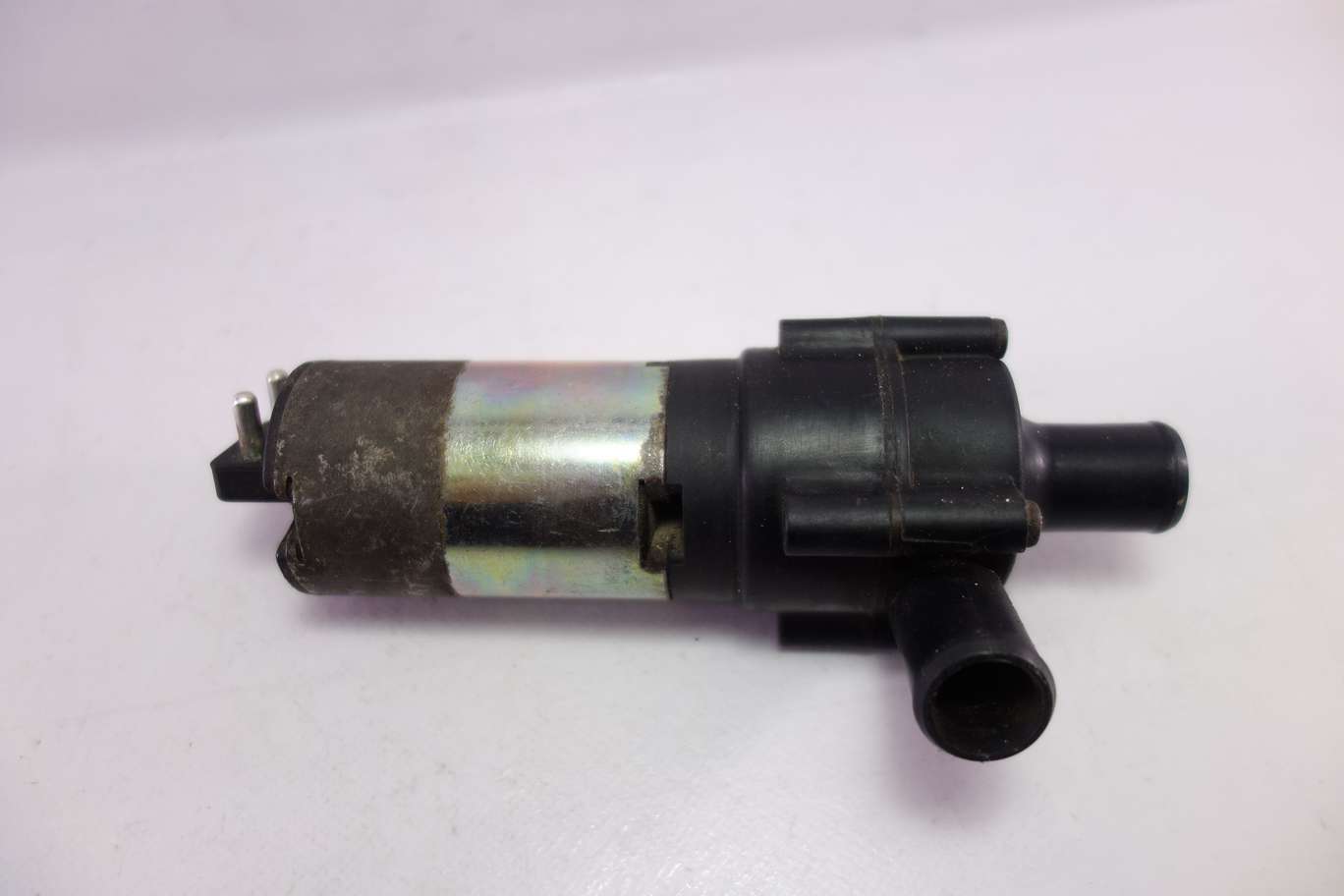 Bomba de agua Mercedes C208 W202 0018351164 001 835 1164 403626 403 626 - foto 1