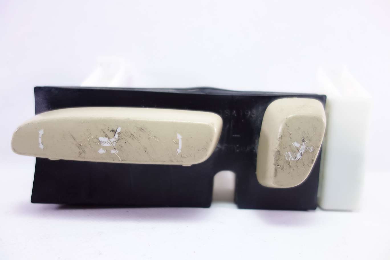 Interruptor de asiento Lexus IS 8407053040 84070-53040 3211M76 321-1M76 - foto 1