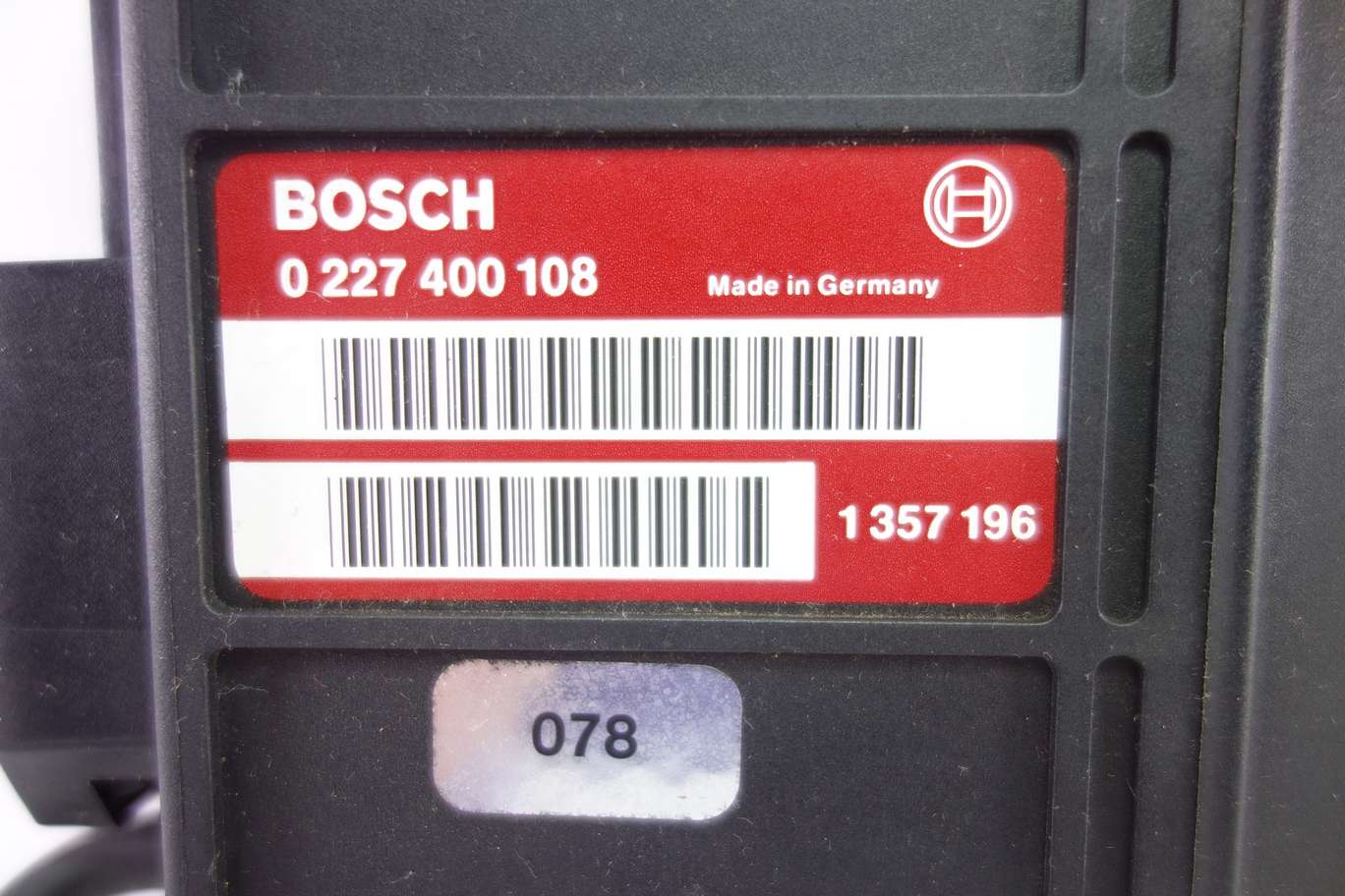 Centralita motor Volvo 1357196 1 357 196 Bosch 0227400108 0 227 400 108 - foto 2