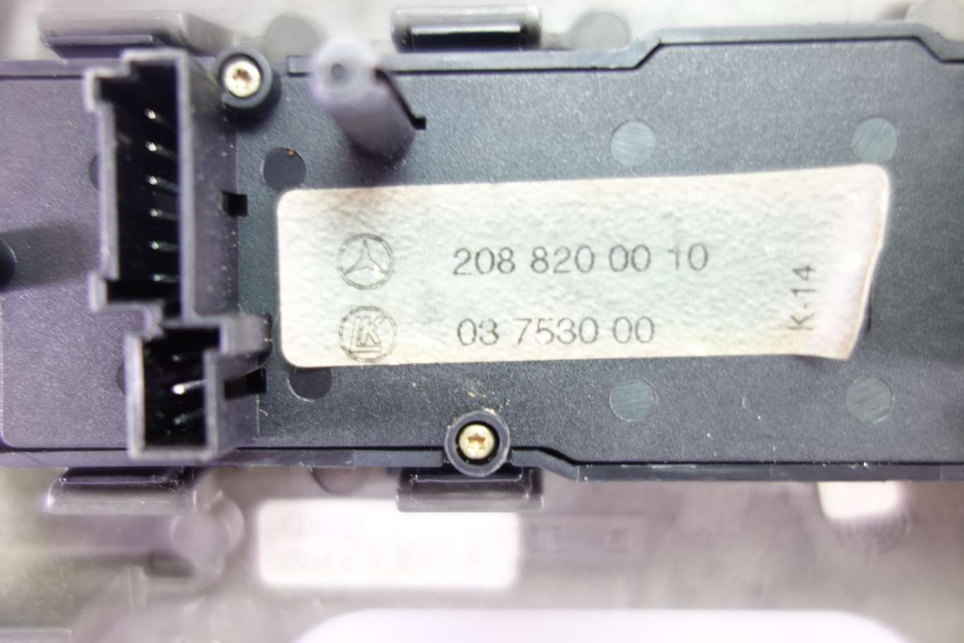 Interruptor de elevalunas Mercedes W208 2088200010 208 820 00 10 03753000 03 7530 00 - foto 2