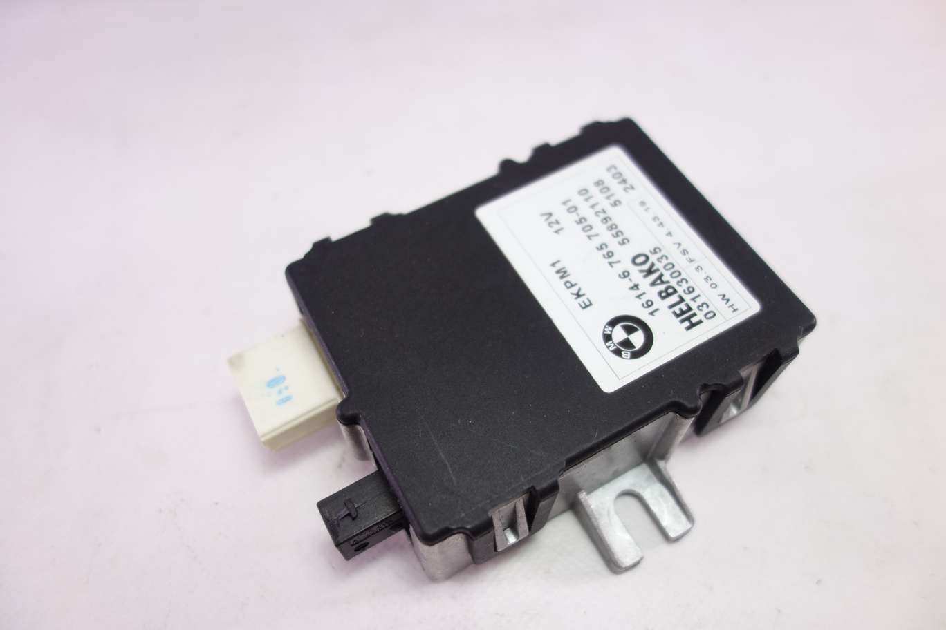Modulo de combustible BMW E87 1614676570501 1614-6 765 705-01 55892110 Helbako - foto 1