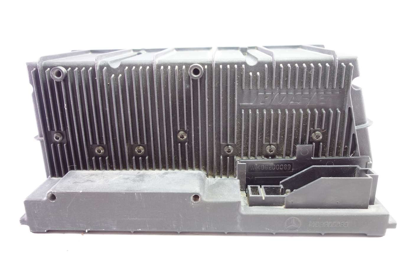 Amplificador de audio Mercedes W140 1408200089 140 820 00 89 - foto 1
