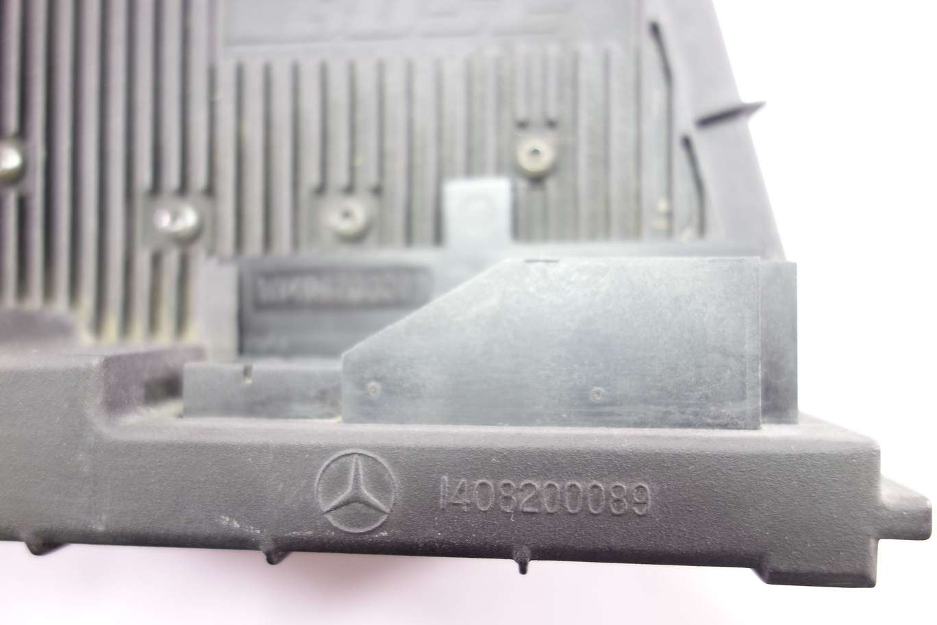 Amplificador de audio Mercedes W140 1408200089 140 820 00 89 - foto 2