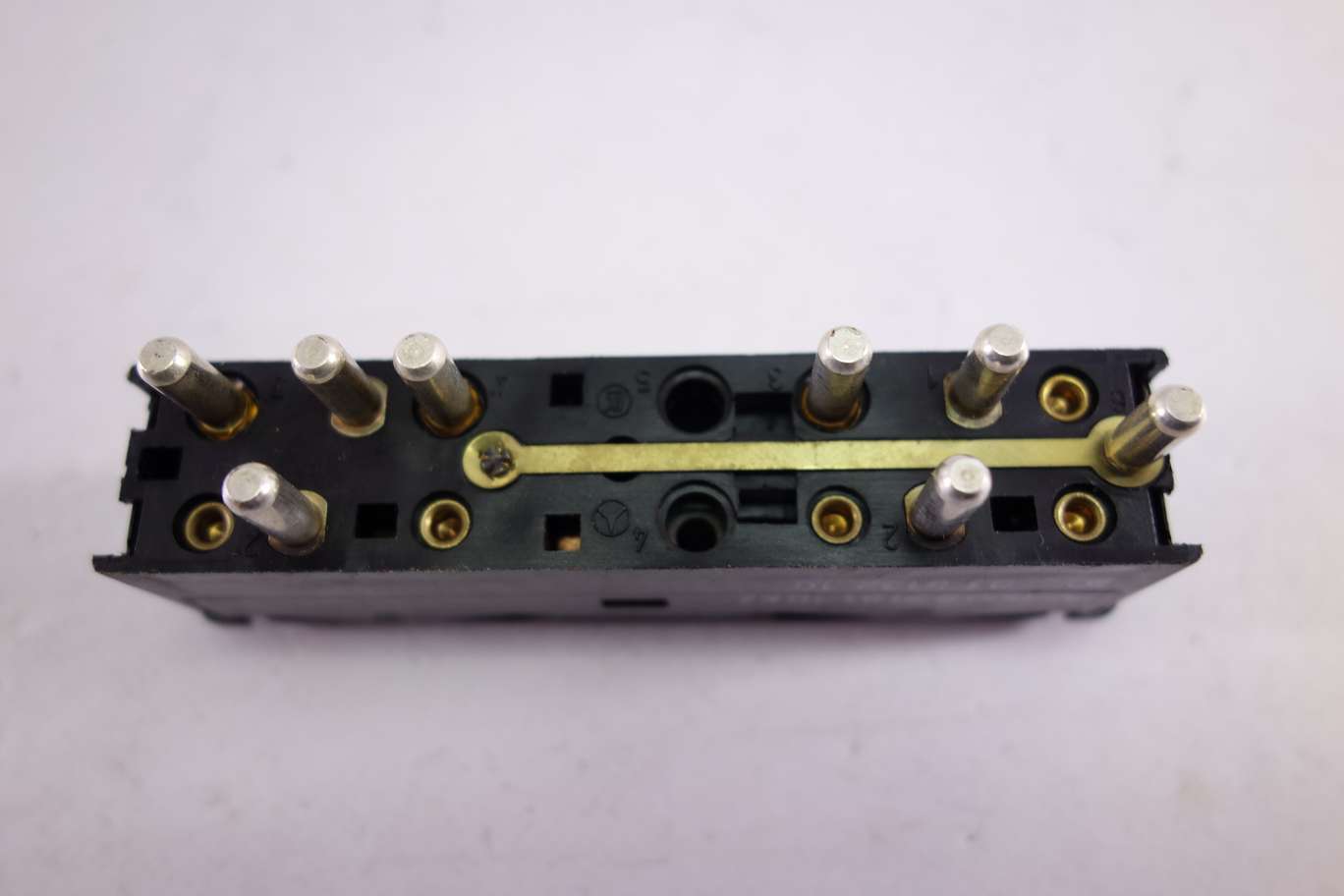 Interruptor de elevalunas Mercedes 300SD 0008208210KZ 000 820 82 10 KZ 03813200 03 8132 00 - foto 3