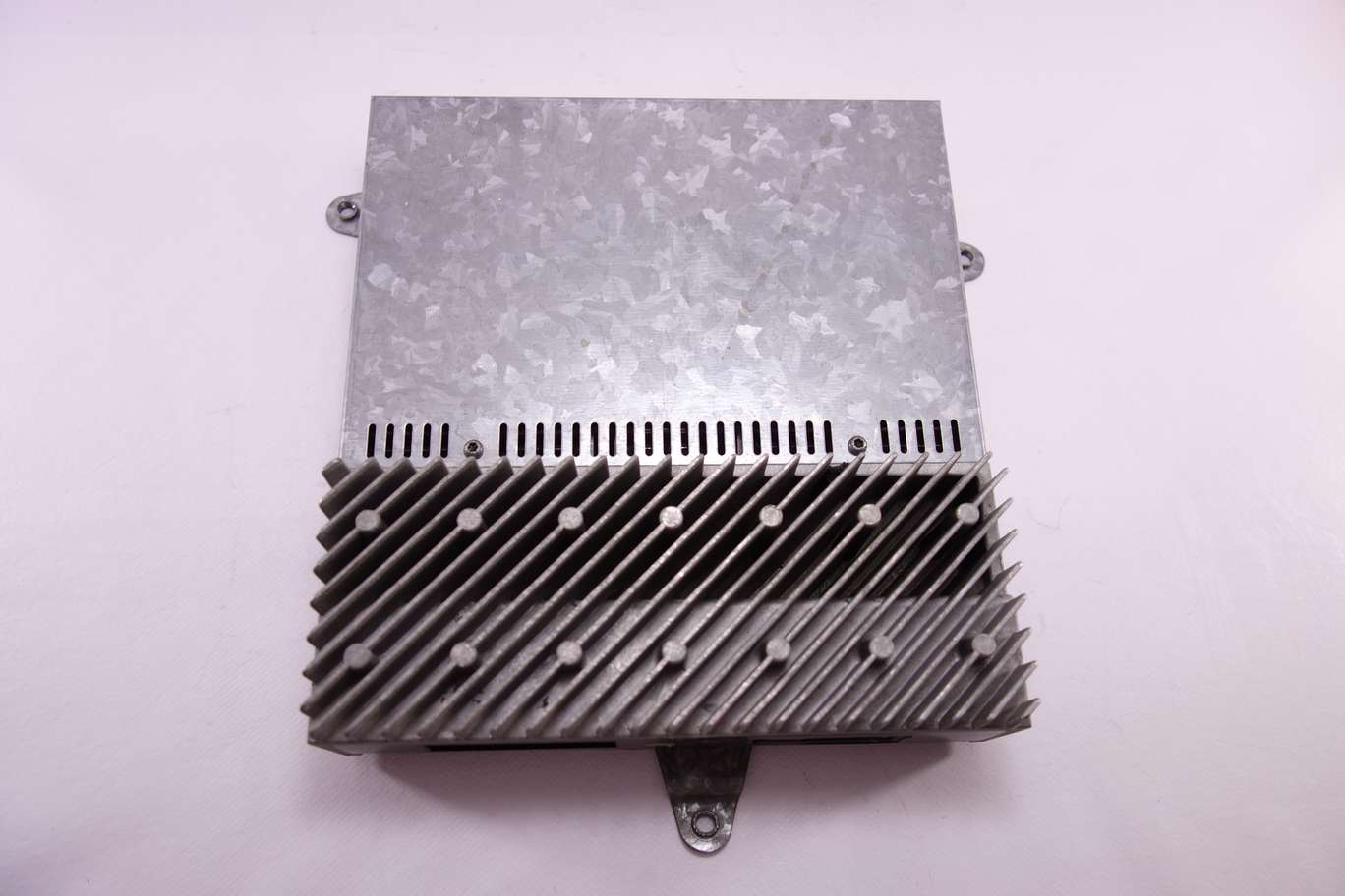 Amplificador de audio BMW E46 8361783 8 361 783 086661054 - foto 1