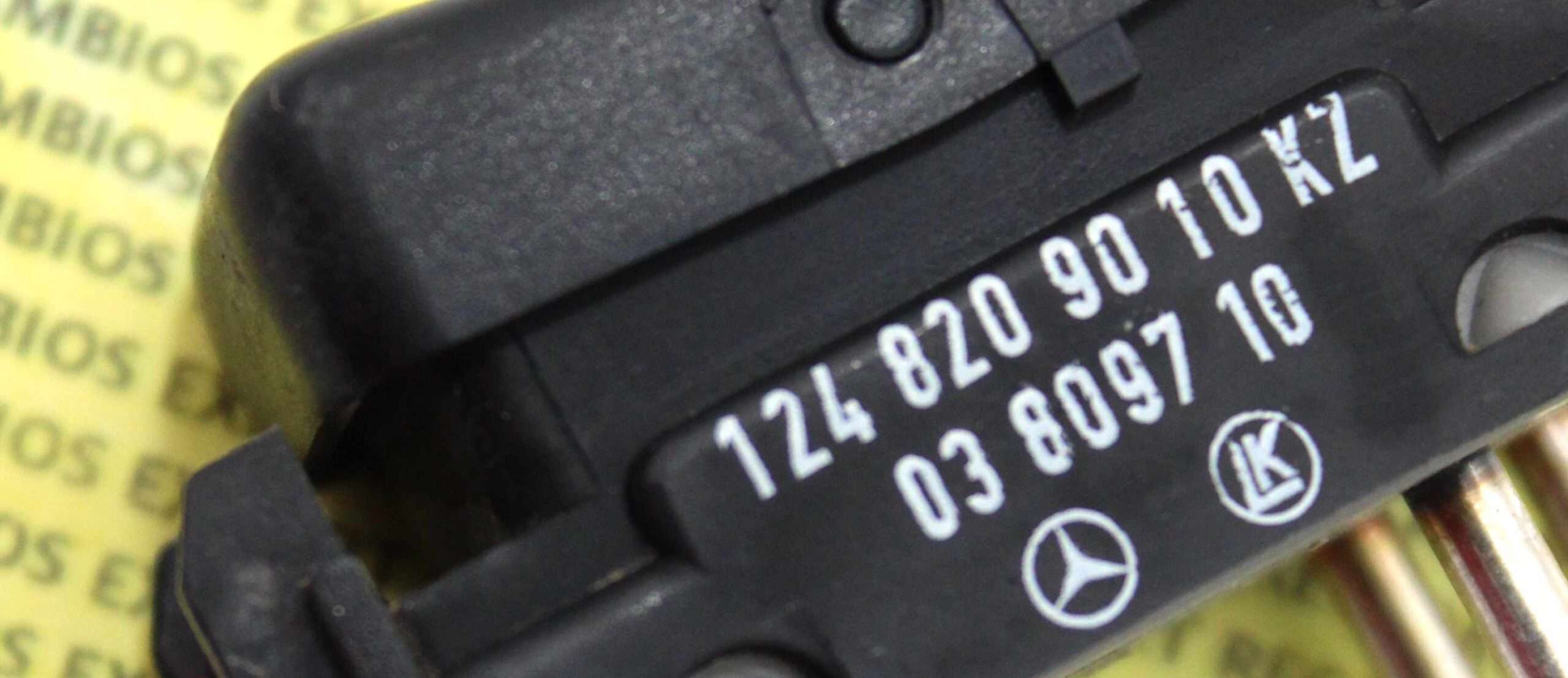 Interruptor de Elevalunas Mercedes W124 - foto 3