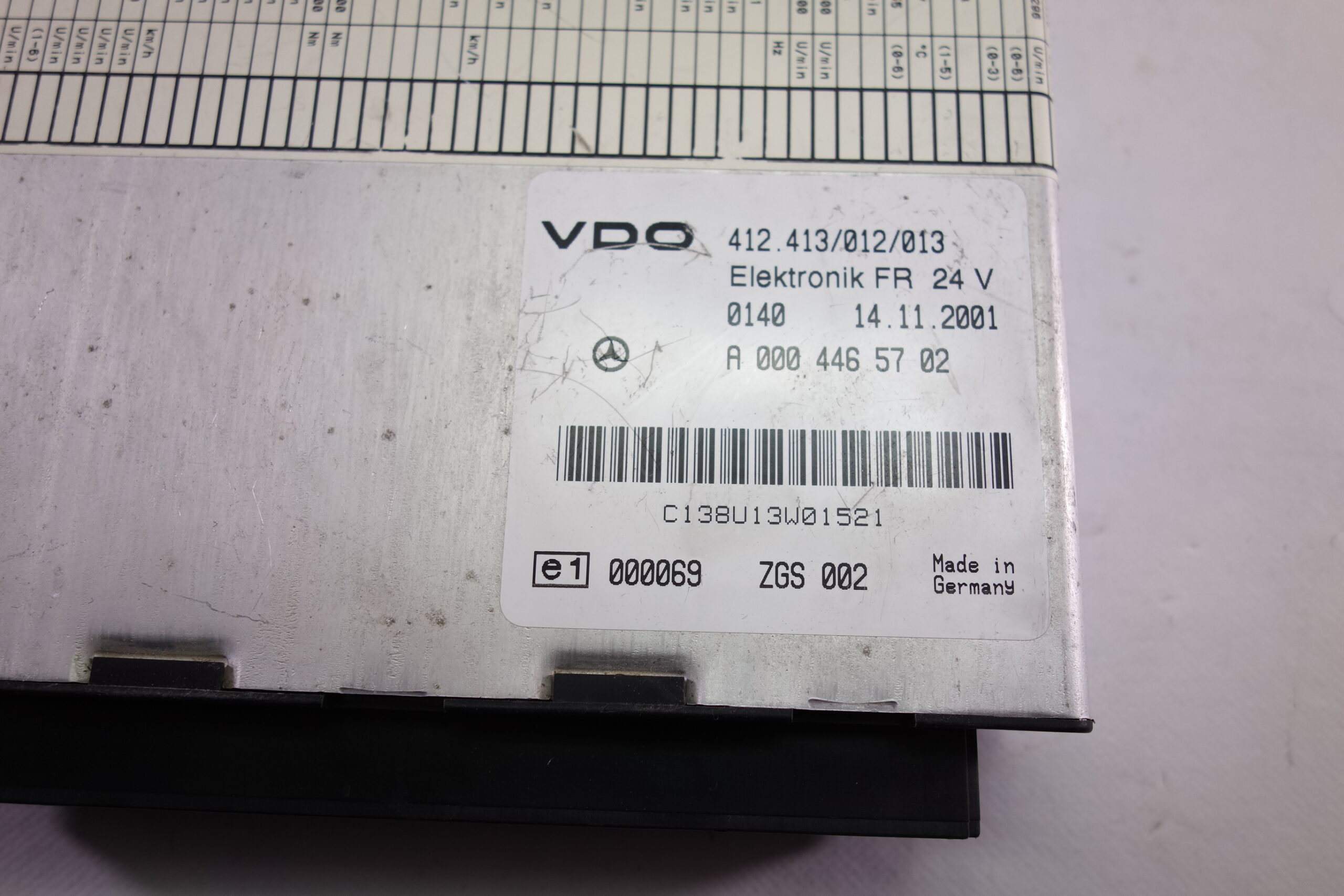 Centralita motor Mercedes A0004465702 A 000 446 57 02 VDO 412413012013 412.413/012/013 - foto 2