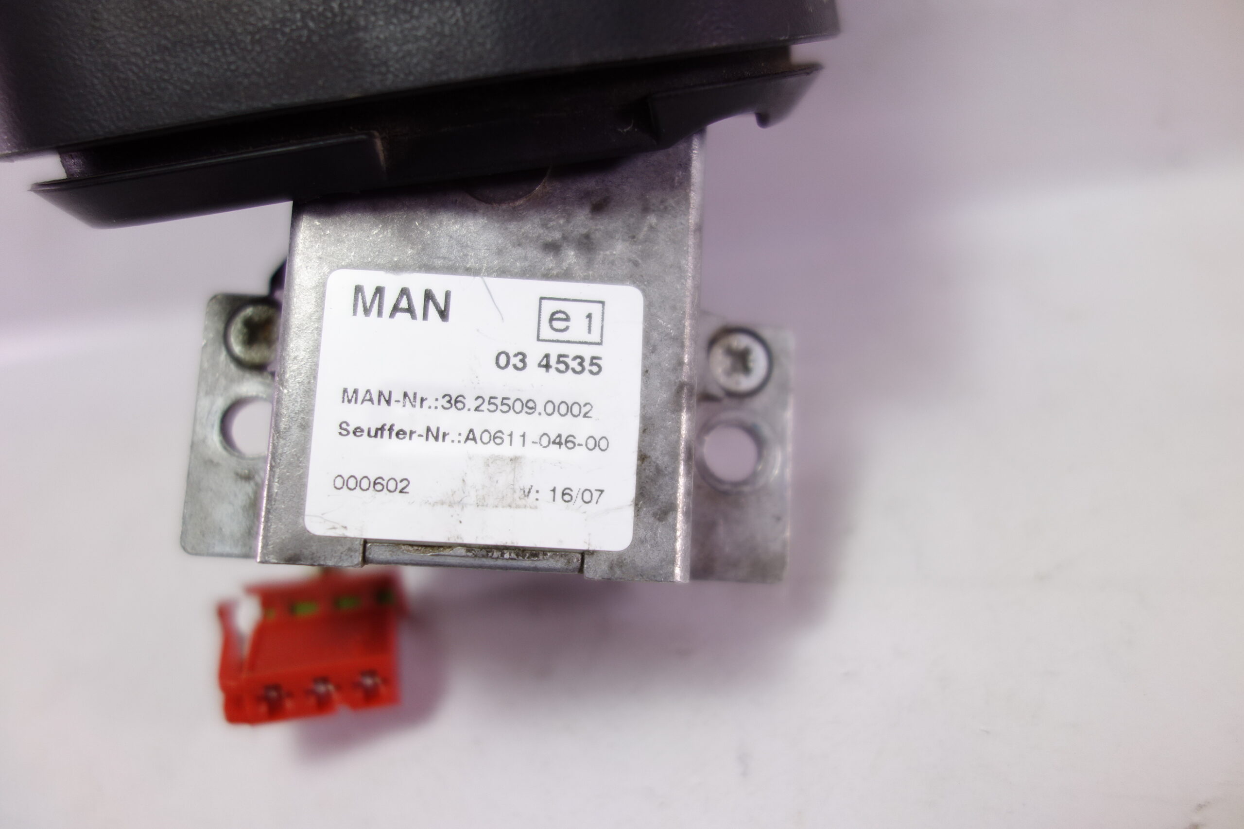 Palanca Interruptor MAN 36255090002 36 25509 0002 A061104600 A0611 046 00 - foto 2