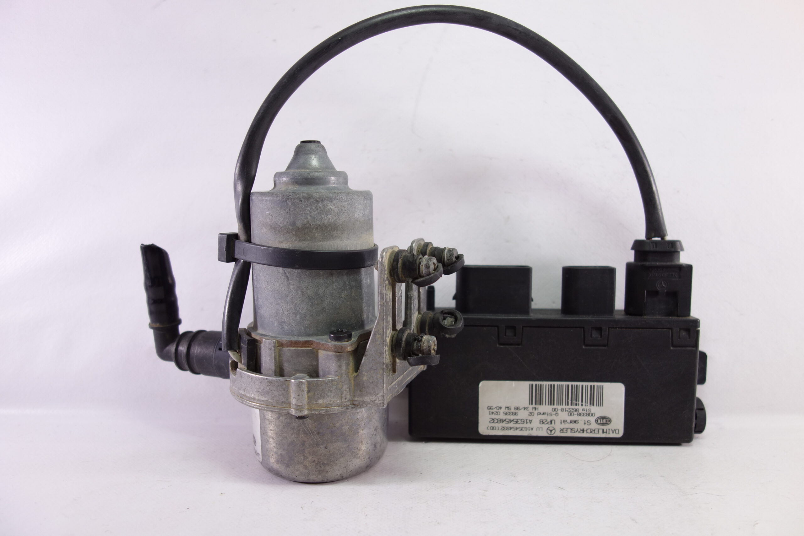 Bomba de Vacío MERCEDES ML A1635454832 A163545493200 A1635454932 00 A0004351401 A1634300032 - foto 1