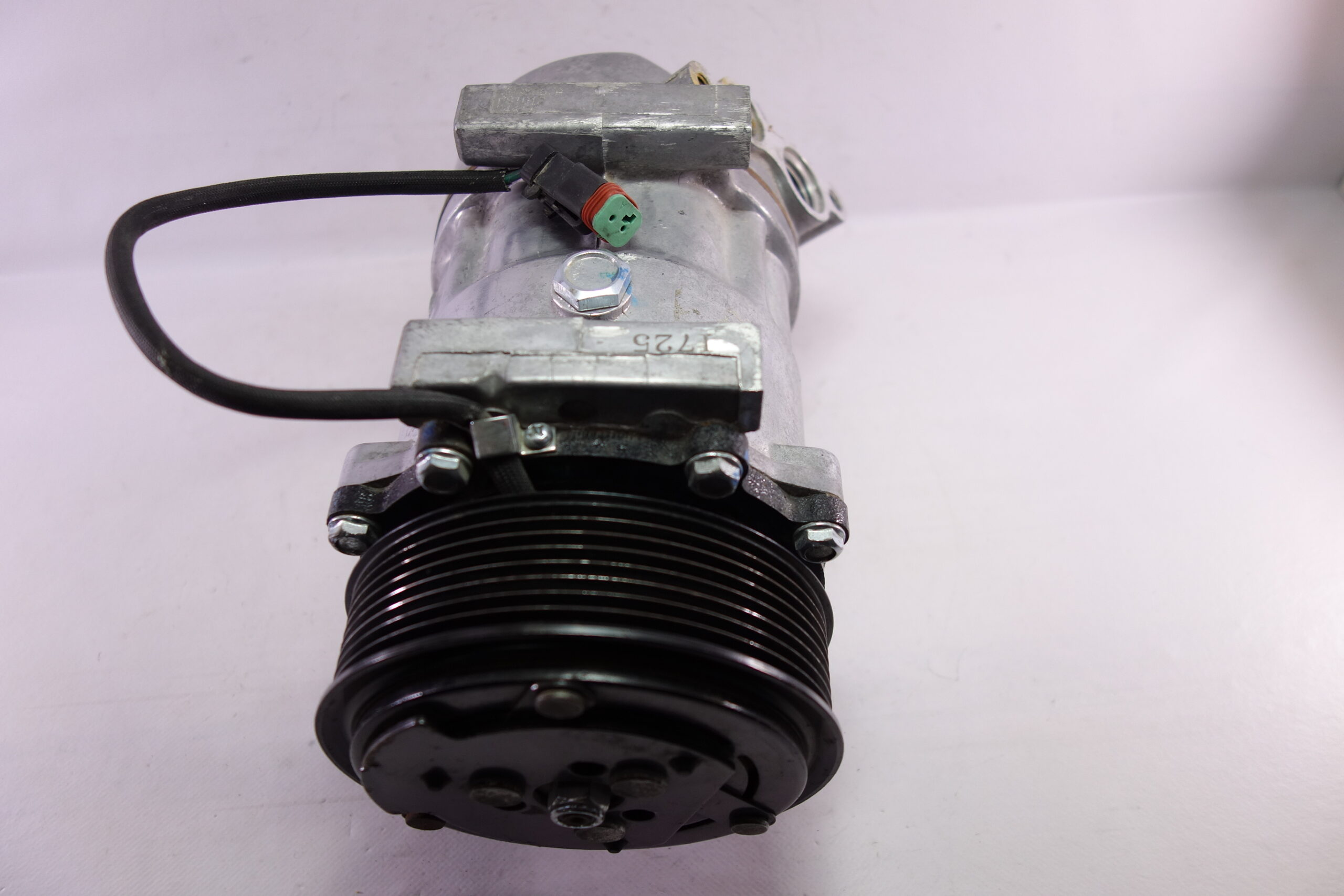 Compresor de aire acondicionado para Scania 20A8067A 081018 - foto 1