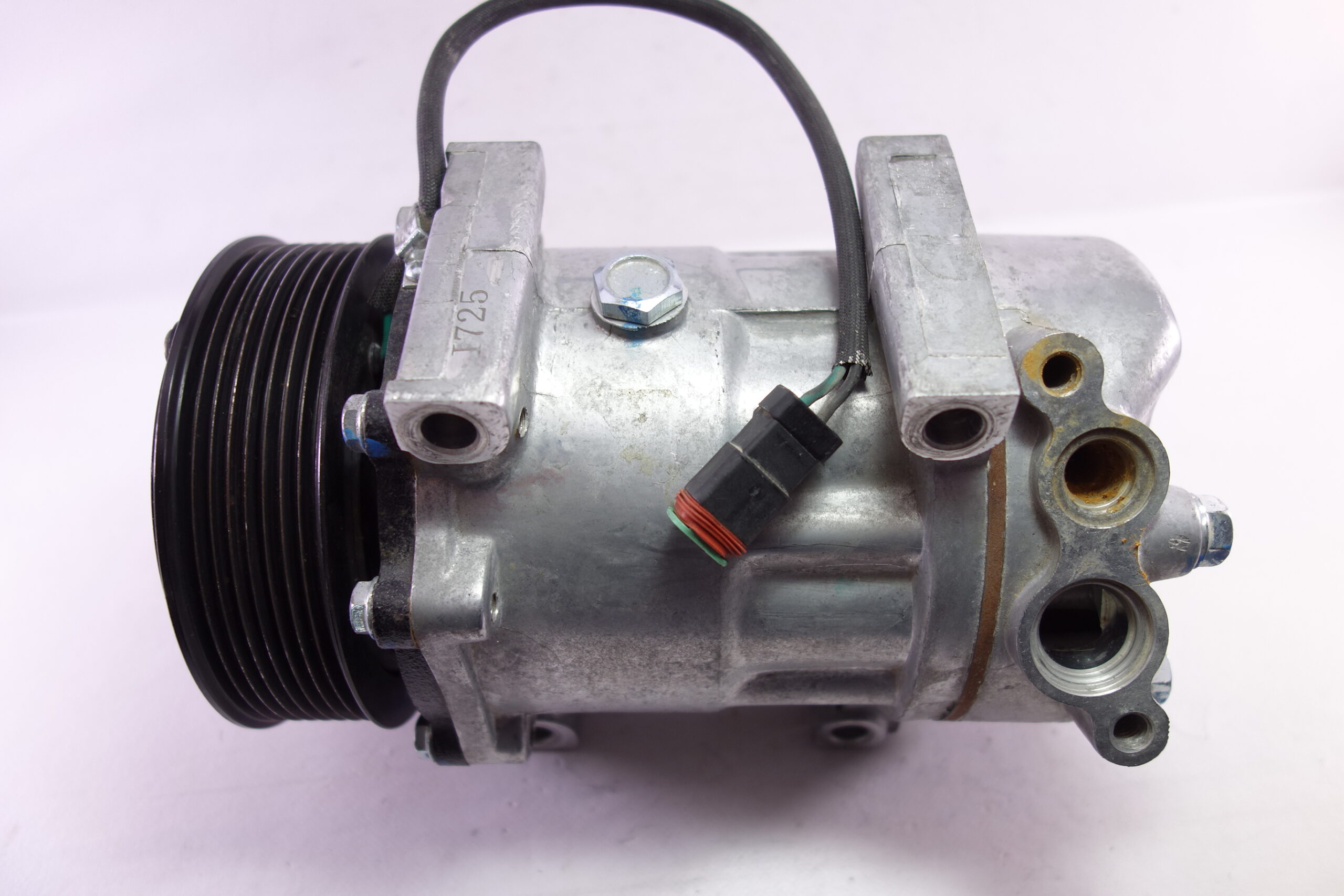 Compresor de aire acondicionado para Scania 20A8067A 081018 - foto 3