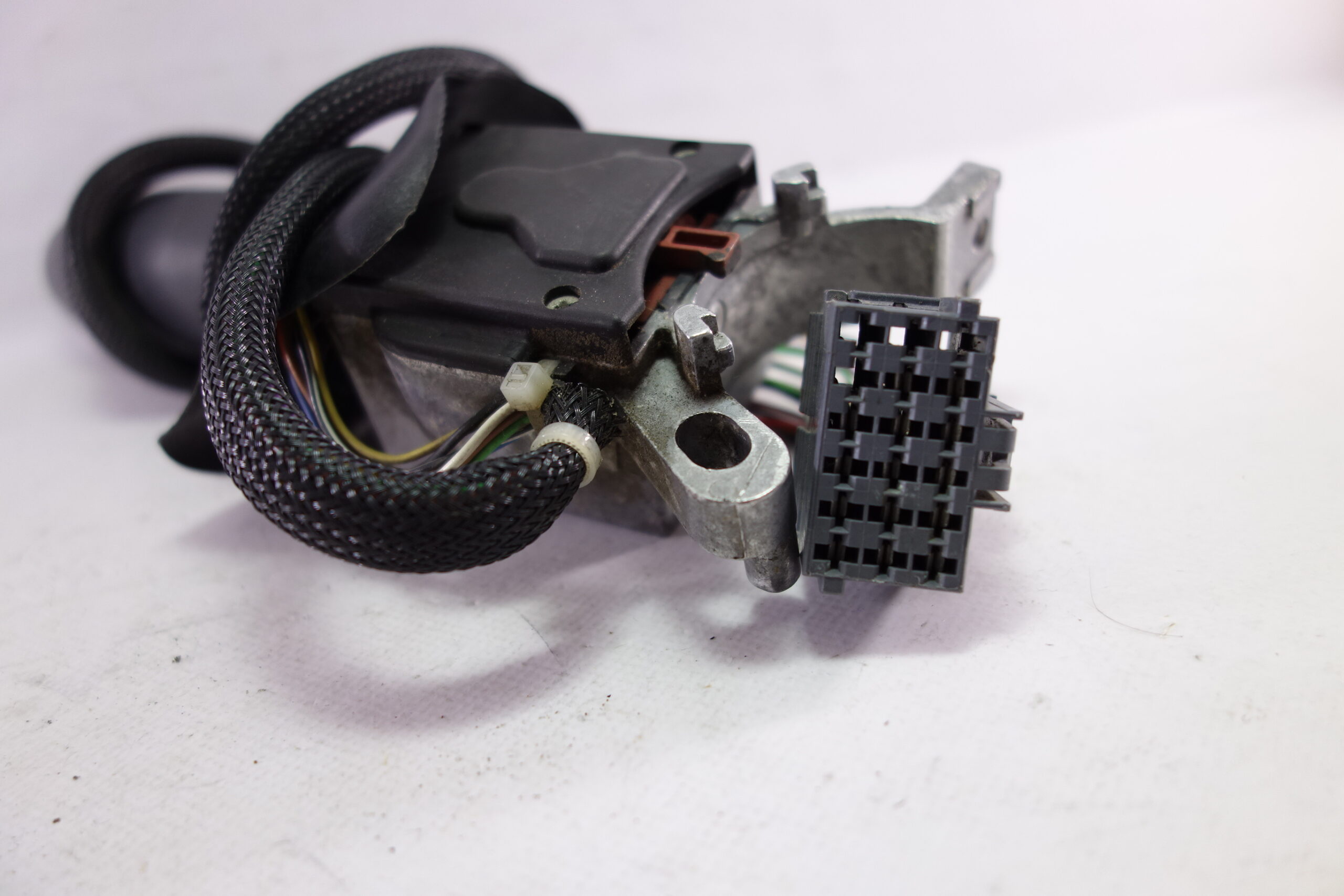 MANDO LUCES DAF CF  XF FEBI 1439488/02 1439488 143948802 012189 - foto 3