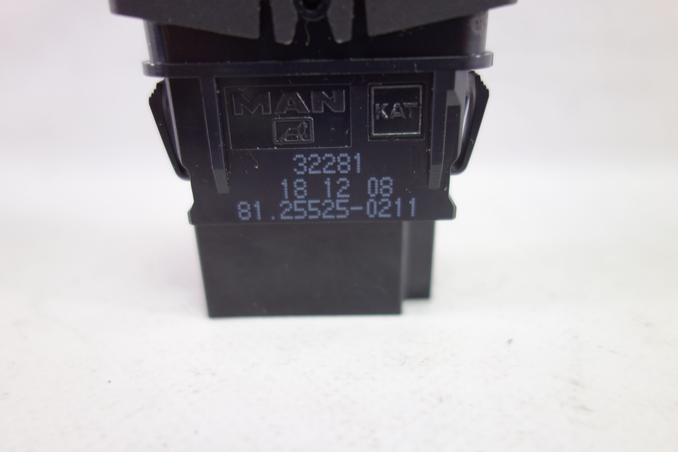 MANDO MULTIFUNCION MAN TGX 18.XXX FG 81.25525-021 812552502111 - foto 2