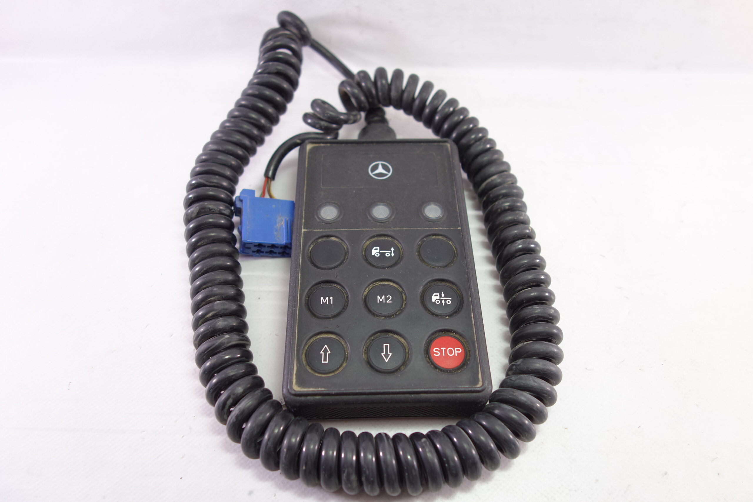 Módulo de Control de Eje MERCEDES Camión 4460561330 446 056 133 0 A0005458613 A000 545 86 13 - foto 1