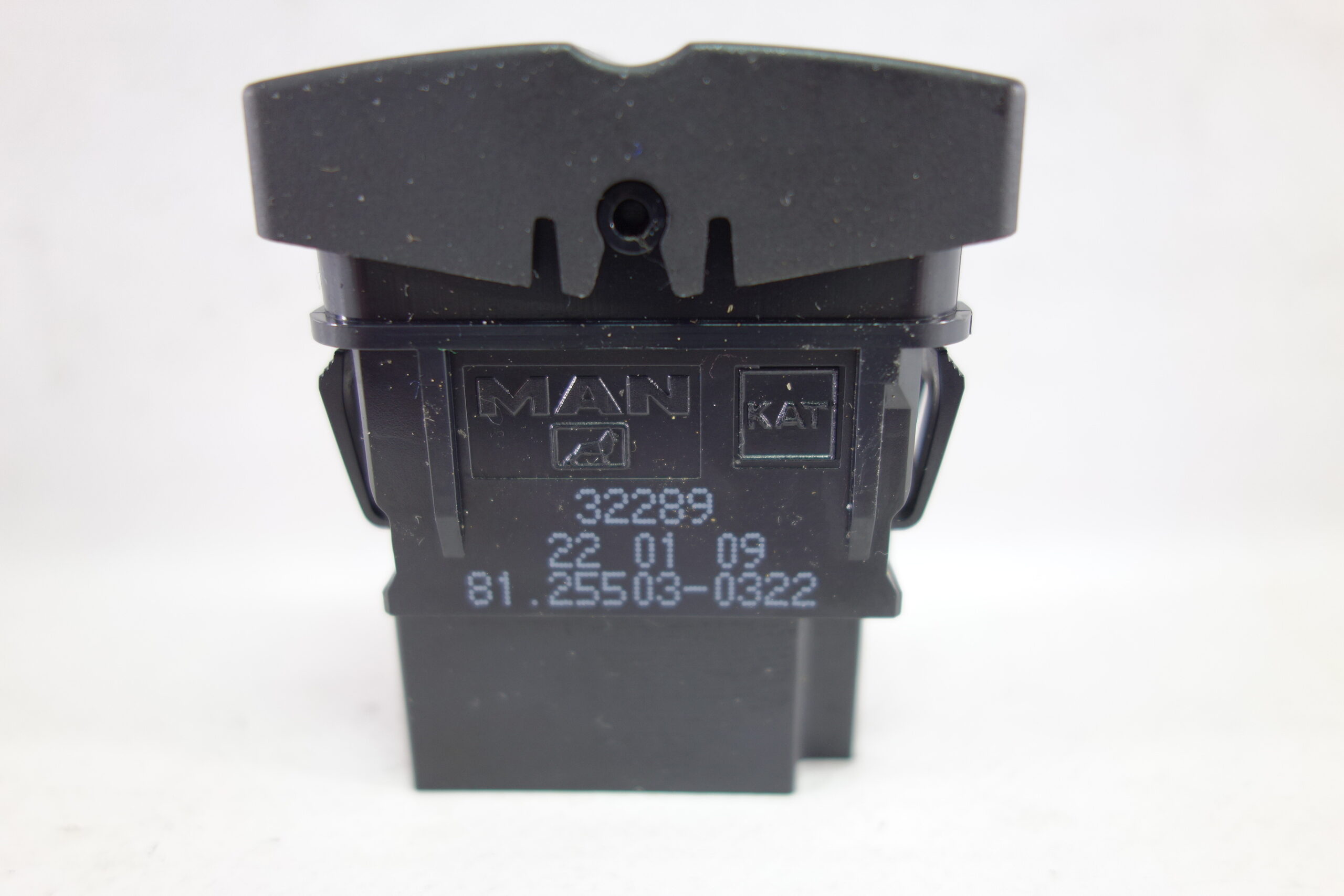 Interruptor MAN TGX 81255030322 81 25503 0322 - foto 3