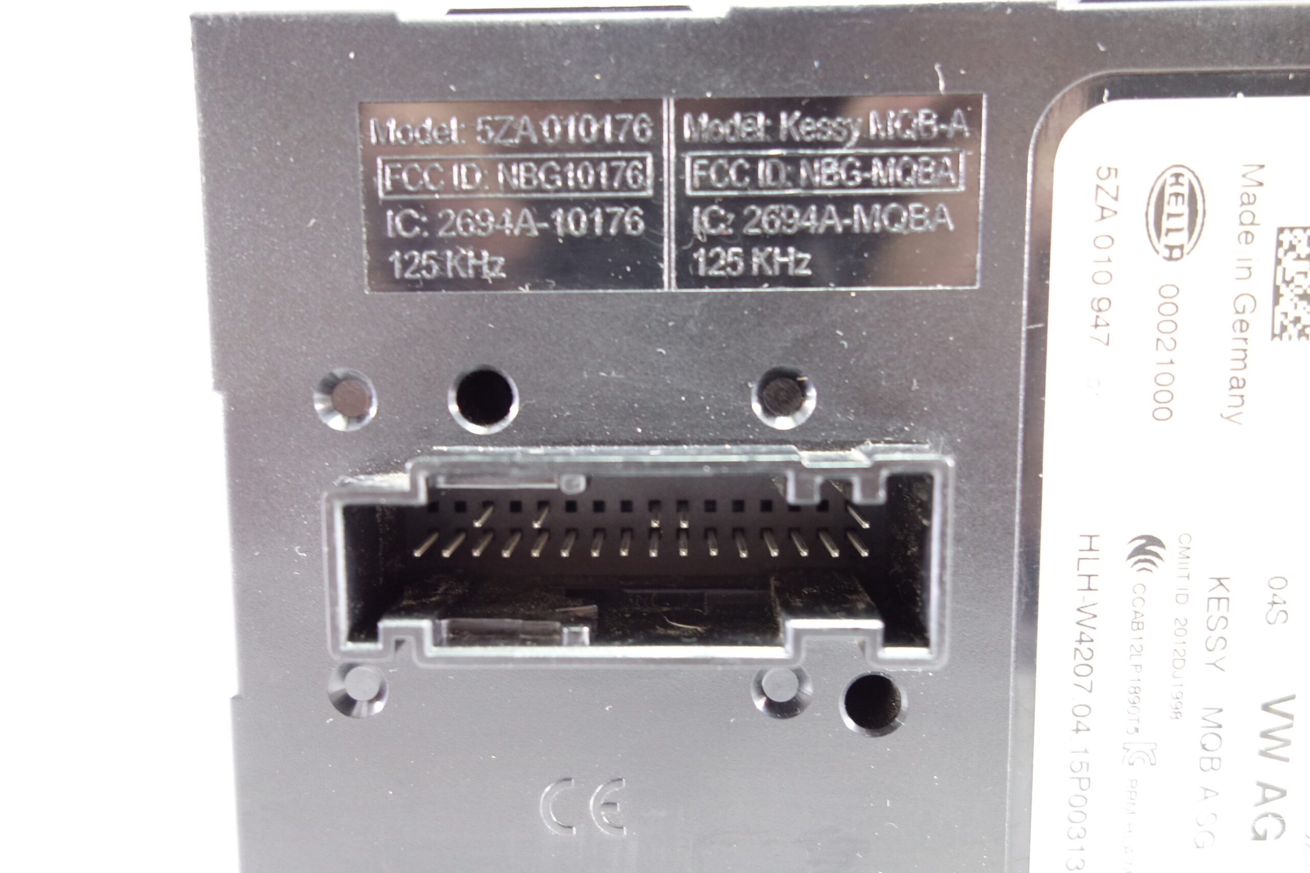 Módulo electrónico SEAT TOLEDO VW 5ZA010176 5ZA 010 176 5Q0959435A 5Q0 959 435 A HELLA 00021000 - foto 3