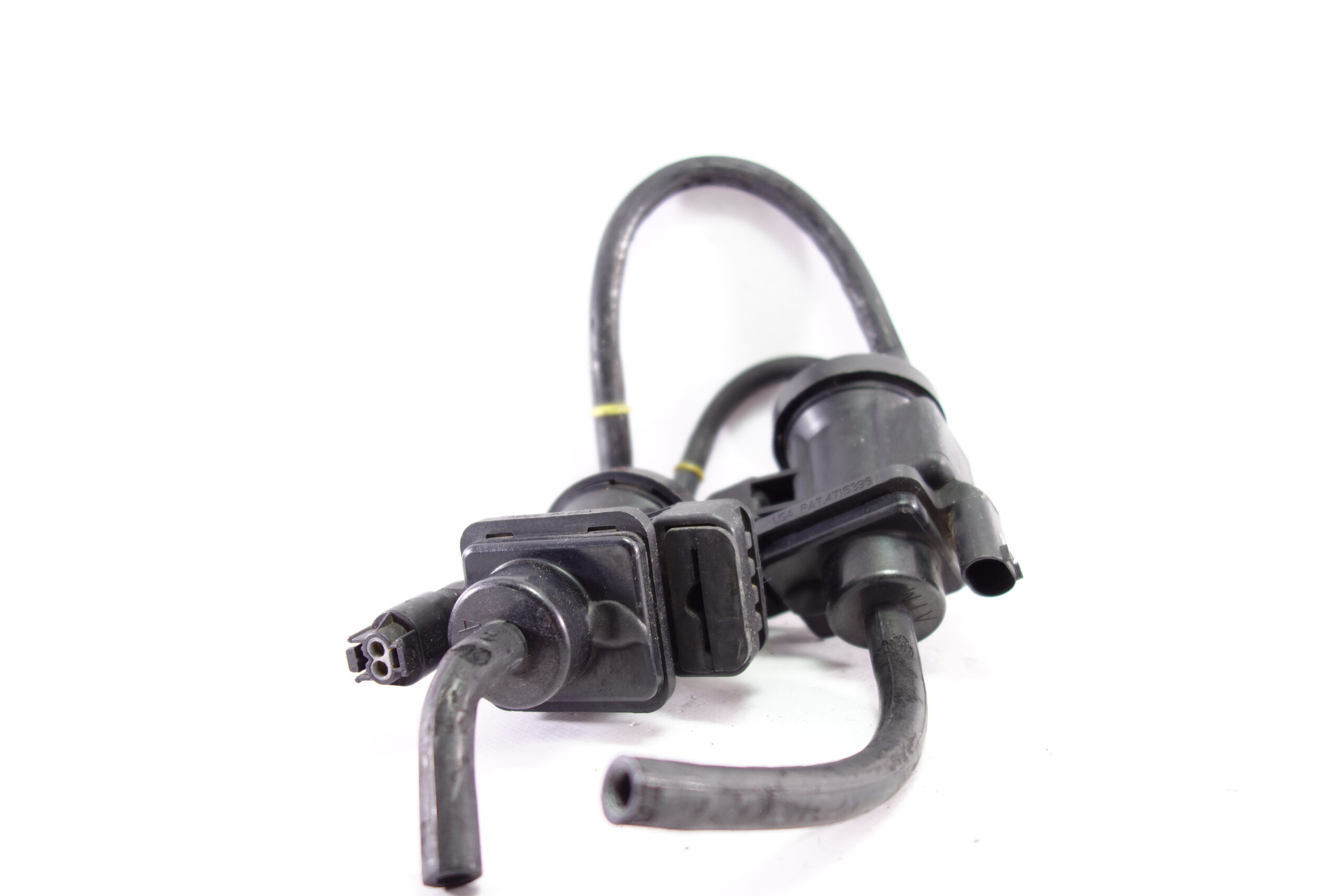 Valvula de vacio Mercedes W203 C220 A0005450427 A 000 545 04 27 4715396 - foto 1