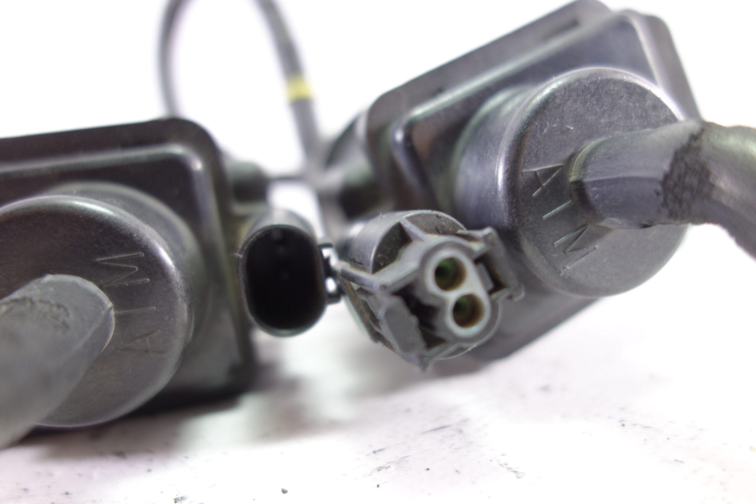 Valvula de vacio Mercedes W203 C220 A0005450427 A 000 545 04 27 4715396 - foto 4