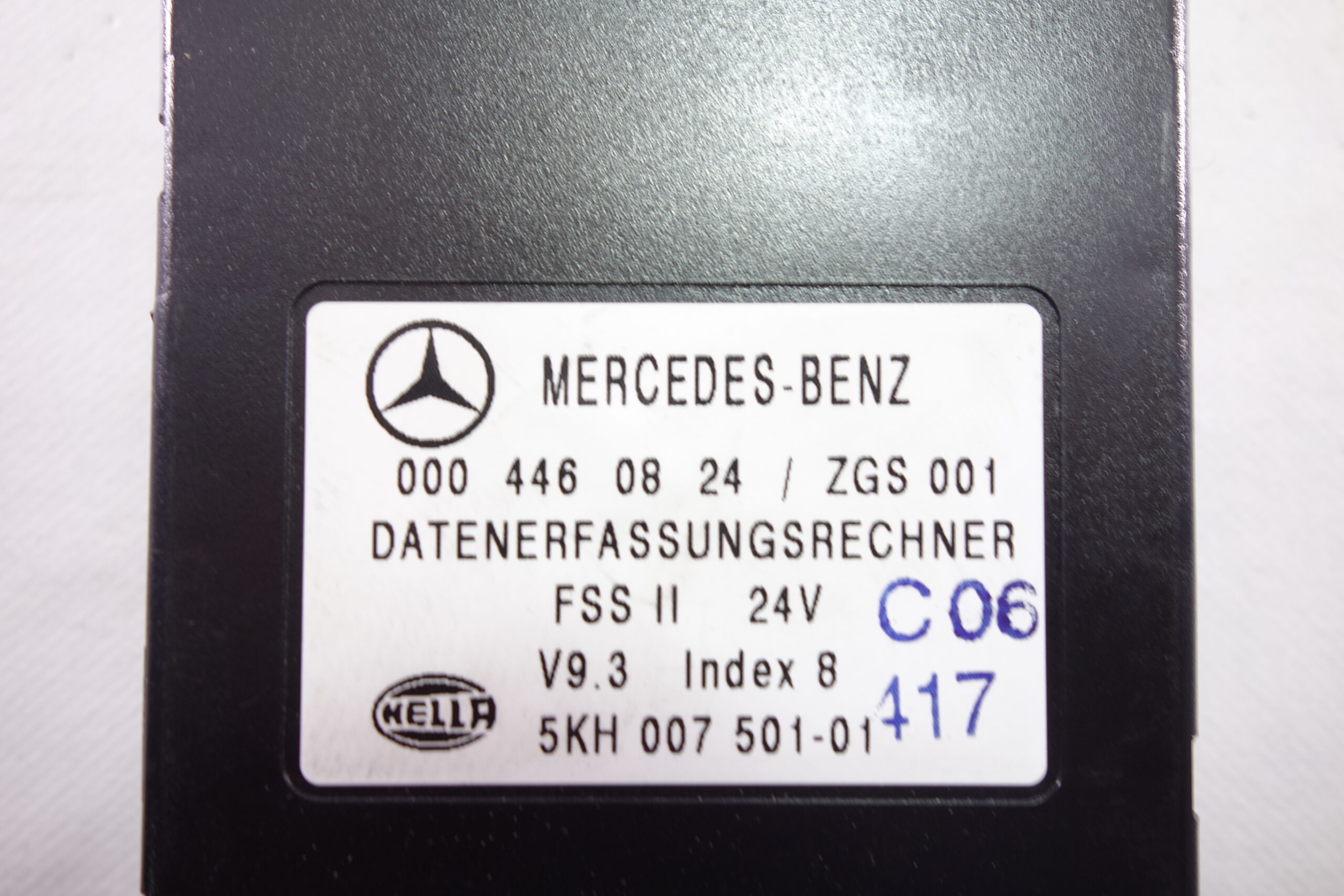 Unidad de control electrónico de Mercedes-Benz Camiones 0004460824 000 446 08 24 ZGS 001 HELLA  5KH00750101 5KH 007 501-01 - foto 2