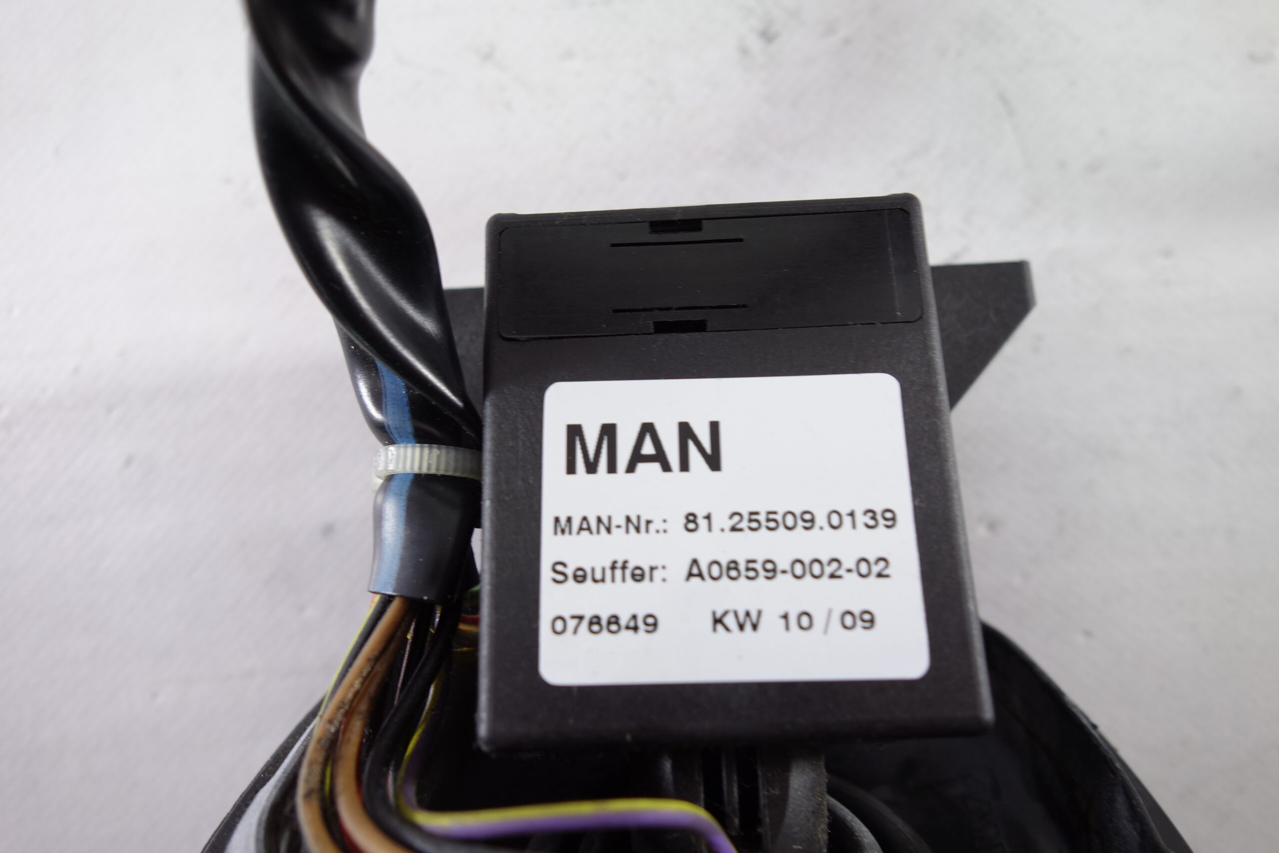 Mando intermitente Man 81255090139 81 25509 0139 A065900202 A0659 002 02 - foto 2