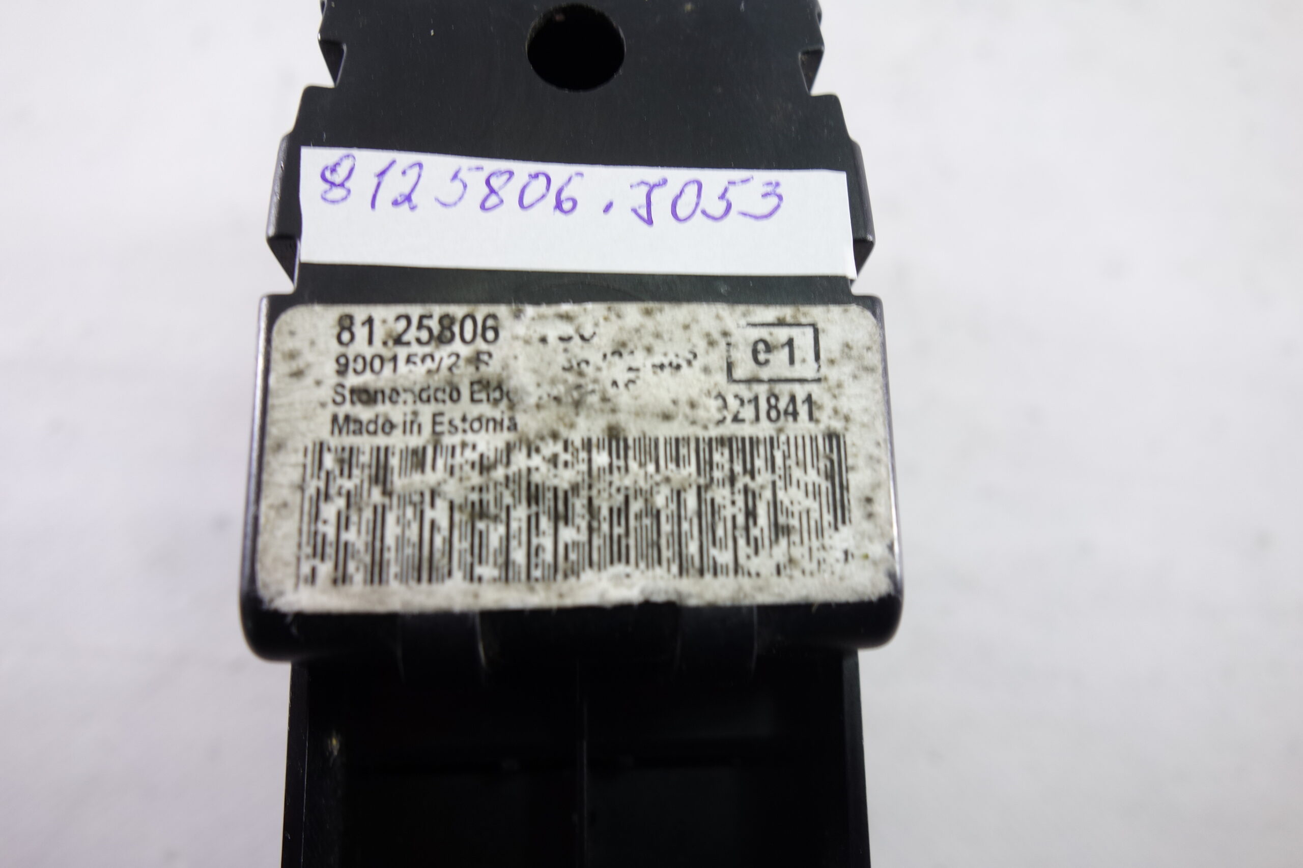 Mando interruptor derecho Man 81258067053 81 25806 7053 - foto 2