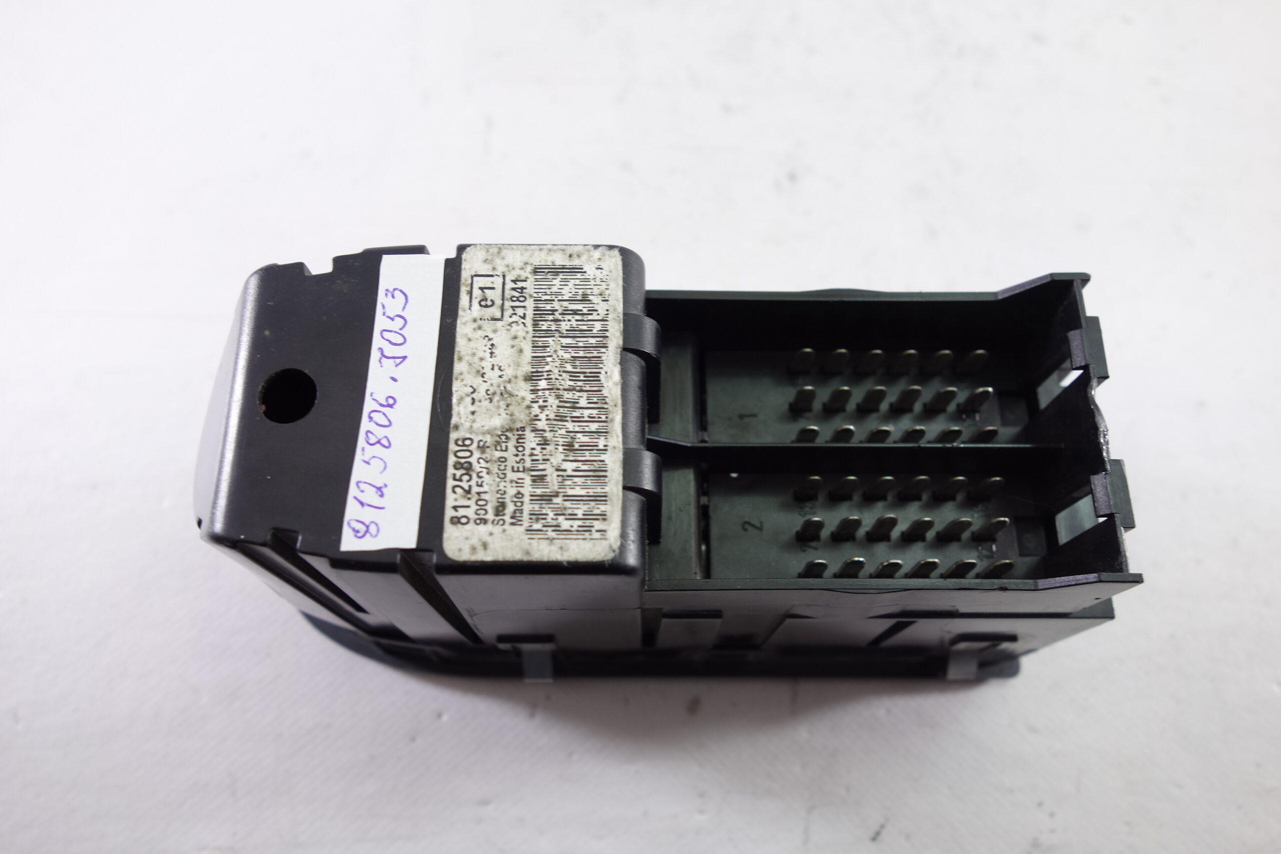 Mando interruptor derecho Man 81258067053 81 25806 7053 - foto 3