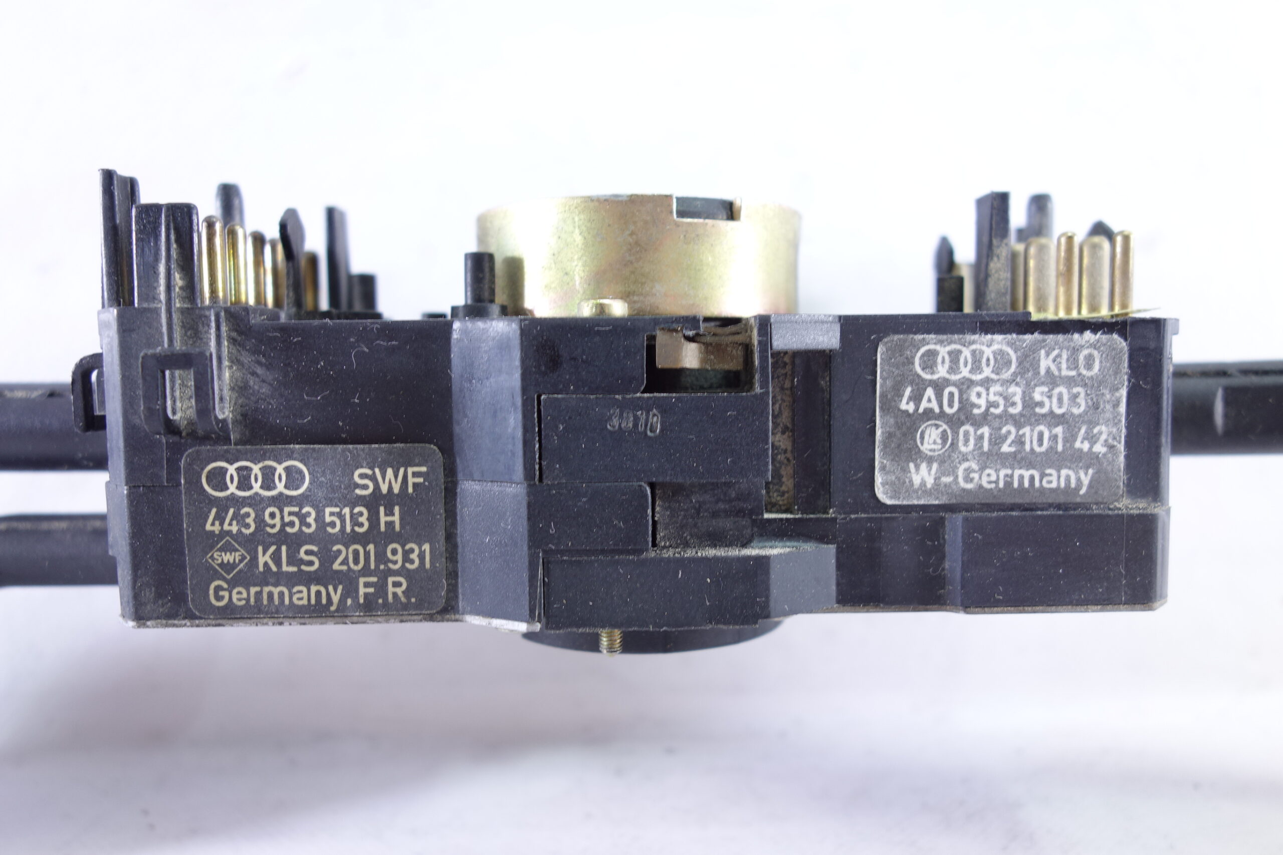 Mando multifunción Audi 80 443953523H 443 953 523 H KLS201931 KLS 201 931 4A0953503 4A0 953 503 01210142 01 2101 42 - foto 2