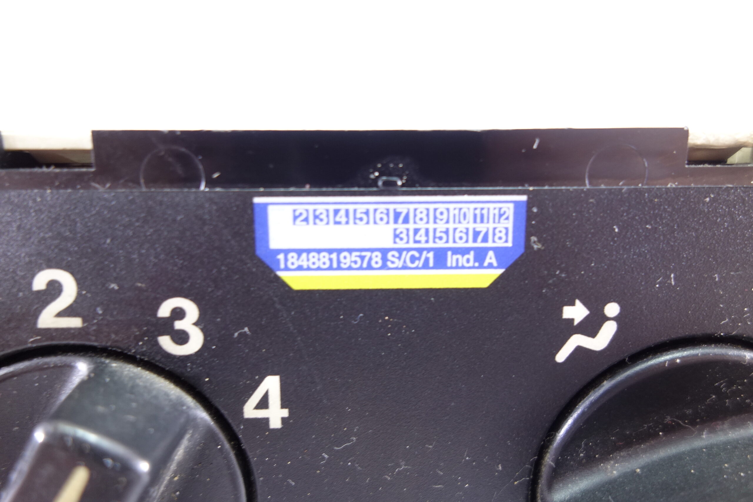 Mando climatizador Opel Astra 1848819578 IND A 24463629 52496555 - foto 2