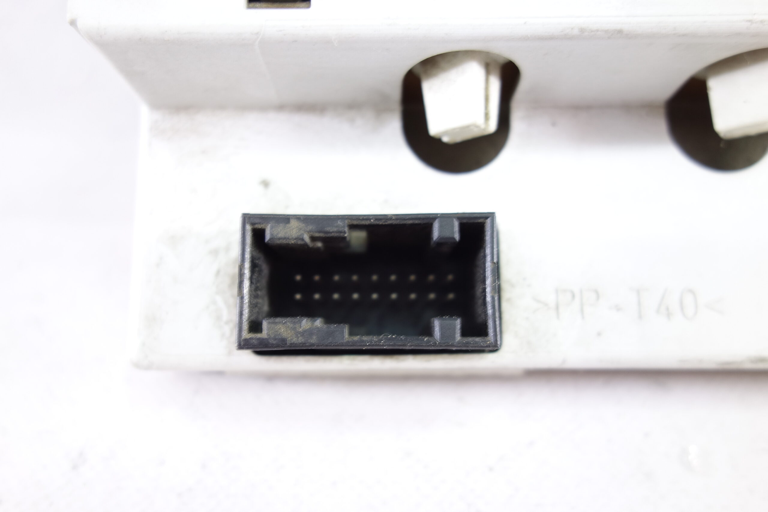Pantalla multifunción Peugeot 206 9646005377OR00 9646005377 OR00 216687488A 21668748 8 A 216592759 21659275 9 216592770 21659277 0 - foto 4