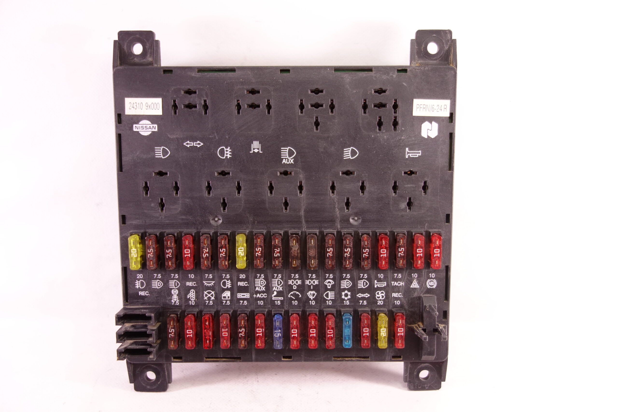 Caja reles  fusibles Nissan Trucks Atleon 24310 9X000 243109X000 - foto 1
