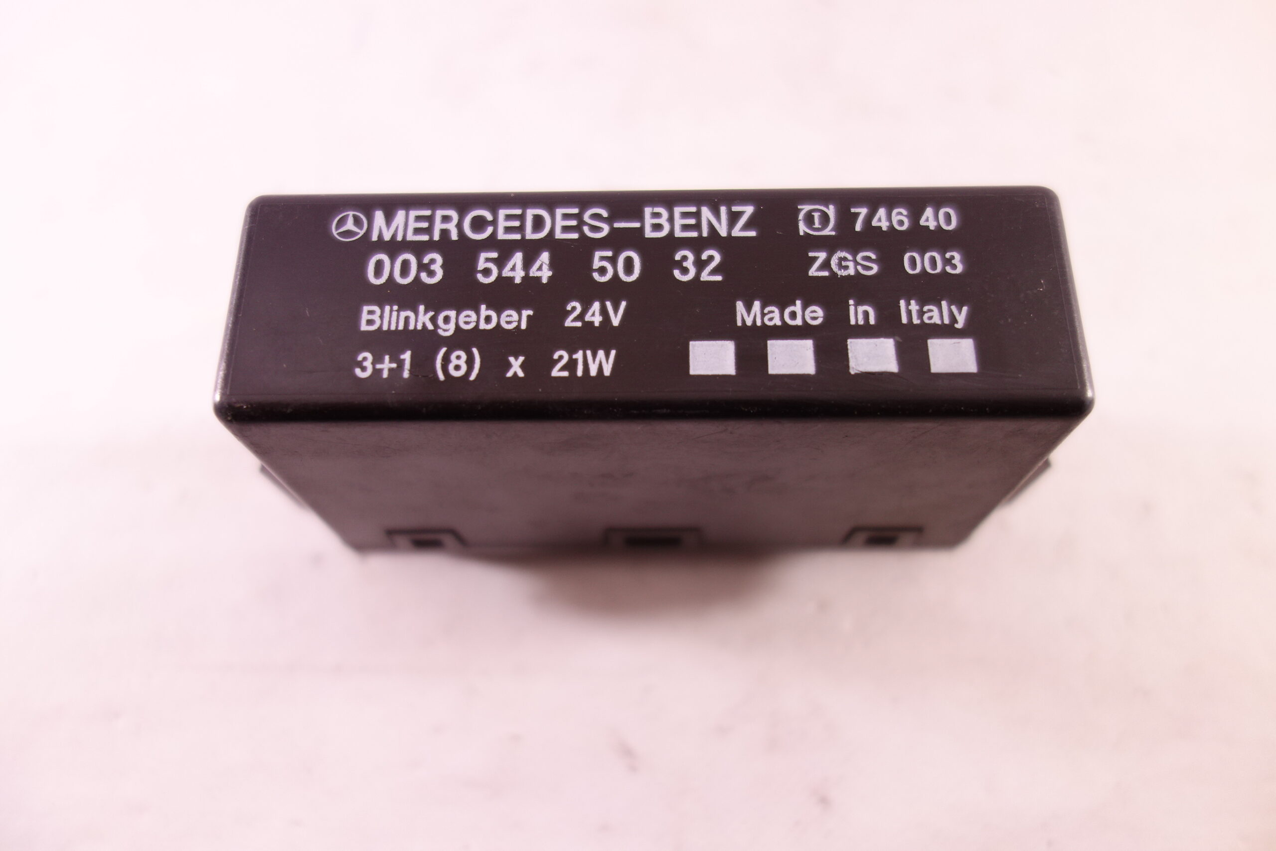 Relé Mercedes Benz Actros Atego 003 544 50 32 0035445032 ZGS 003 74640 - foto 1