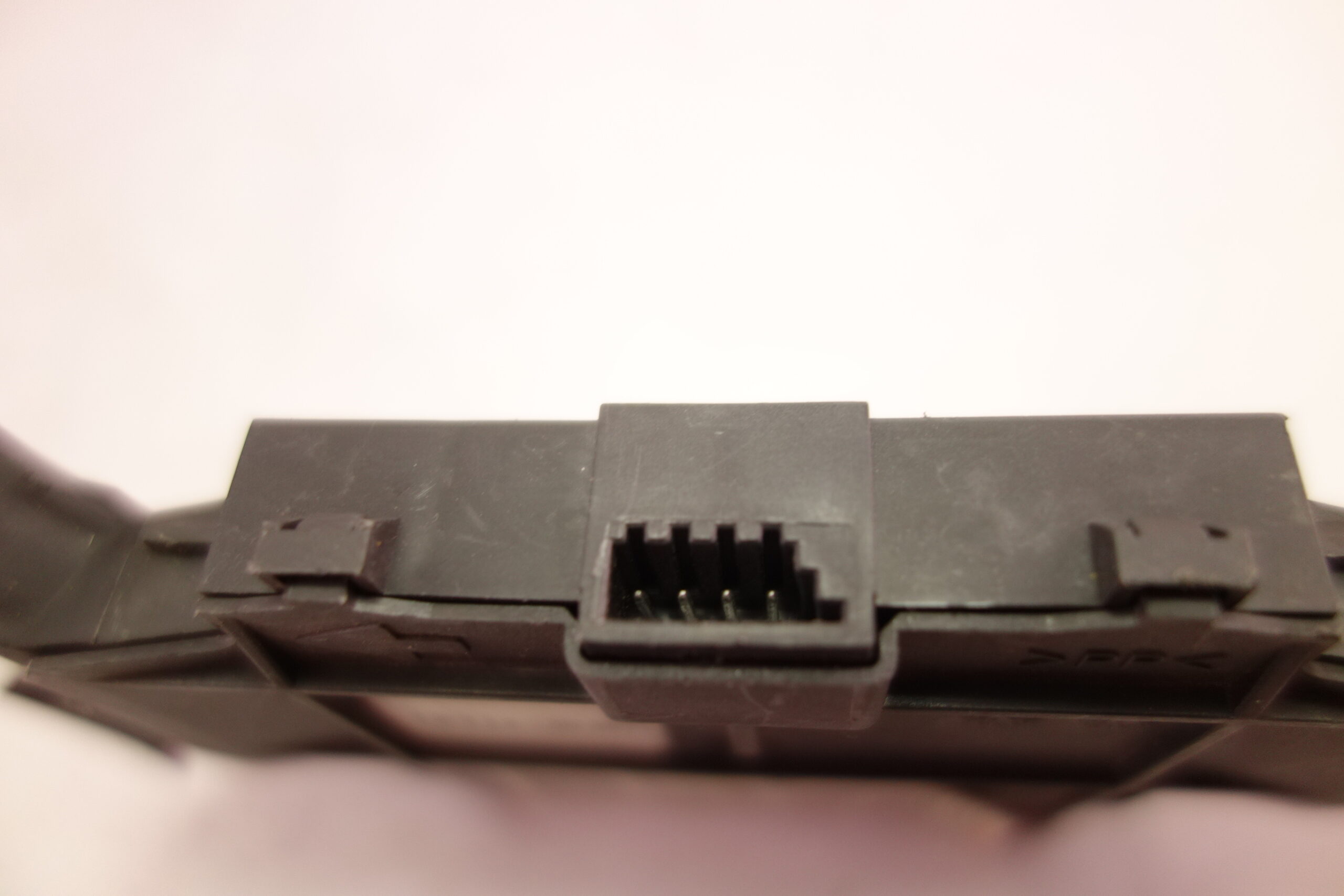 Módulo de alarma BMW Serie 3 65758379938L 65 75 8 379 938 L A000271 A 00 0271 577621 - foto 2