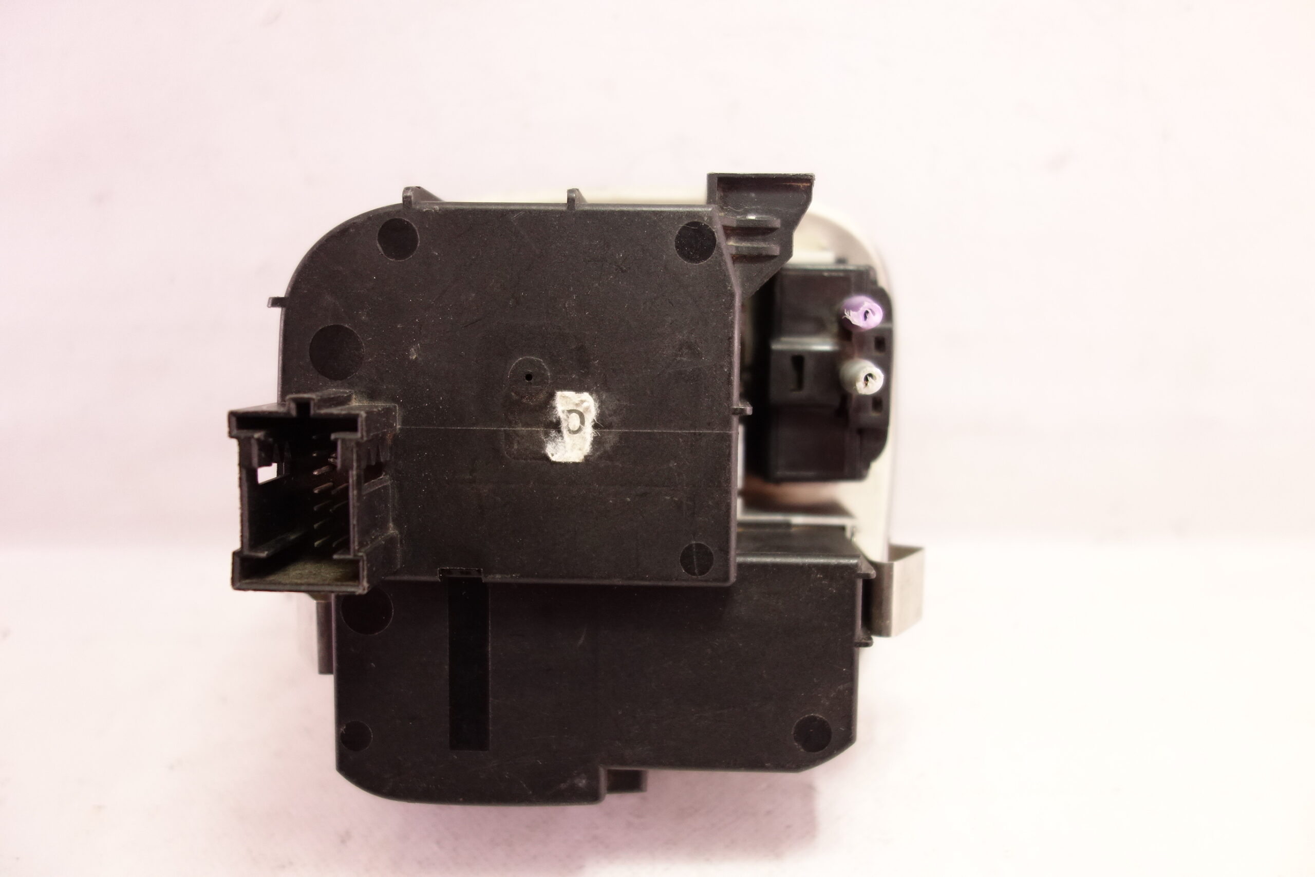 Interruptor de luz Mercedes Clase C 24406574725 2 44 06 57472 5 04058515 04 0585 15 A2035450604 A 203 545 06 04 - foto 3