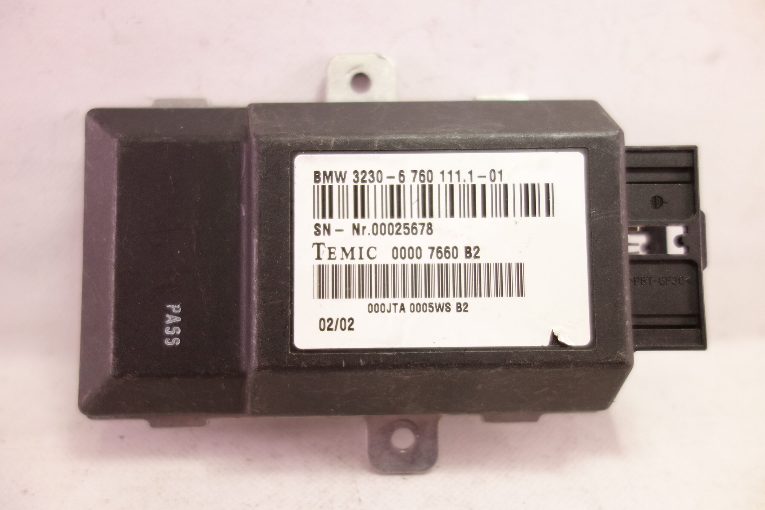 Unidad de control BMW 7 Serie E-65 32306760111101 3230 6 760 111 1 01 00007660B2 0000 7660 B2 - foto 1
