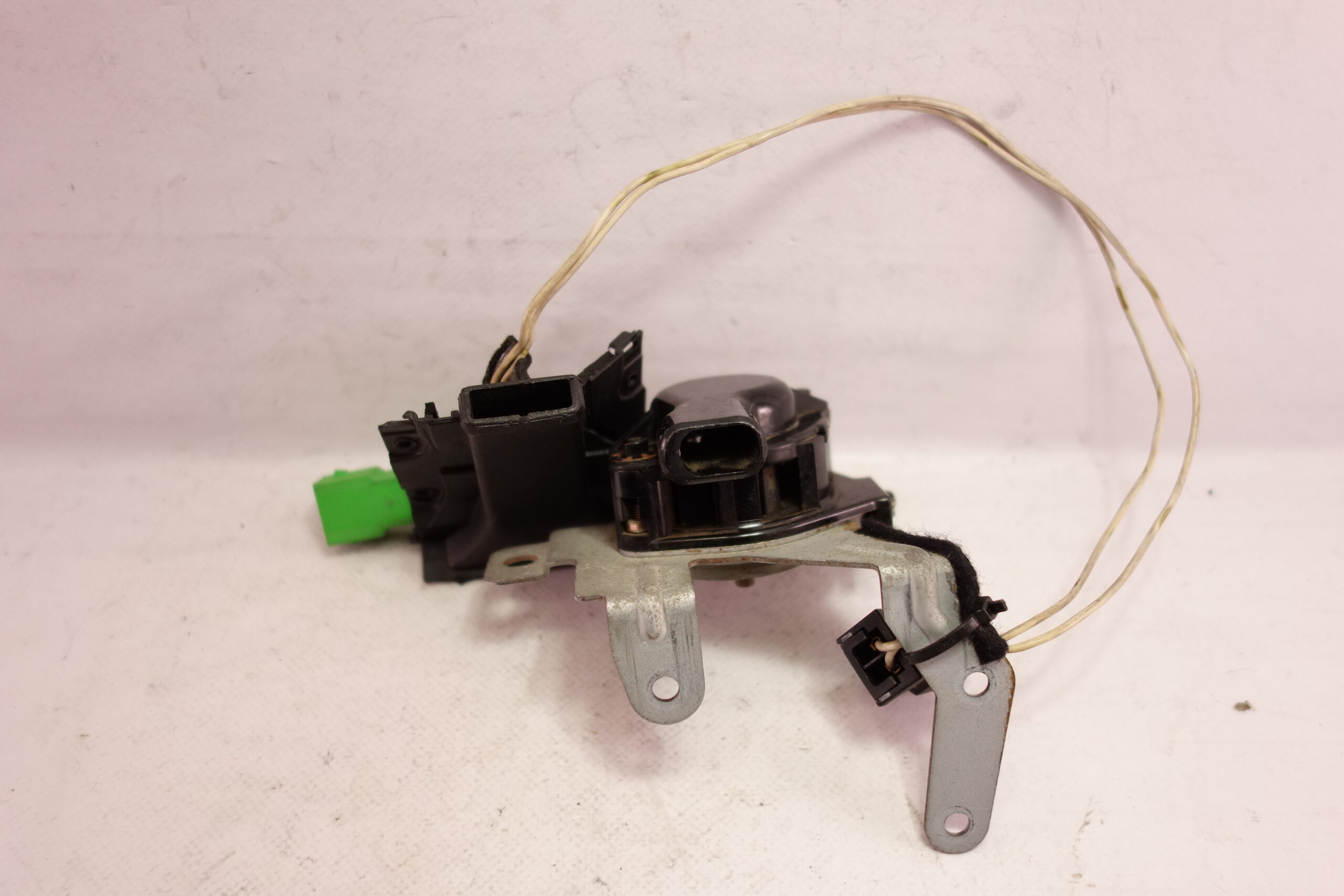 Sensor de calefacción Audi A8 S8 D2 4D 11730000691 173000 0691 4D0820541 4D0 820 541 - foto 1