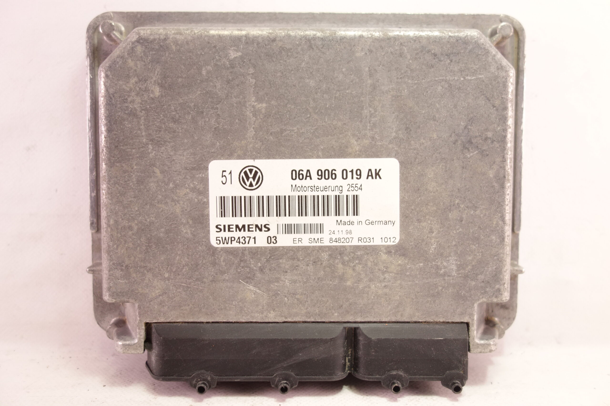 Centralita del motor VW 06A906019AK 06A 906 019 AK 5WP437103 5WP4371 03 - foto 1