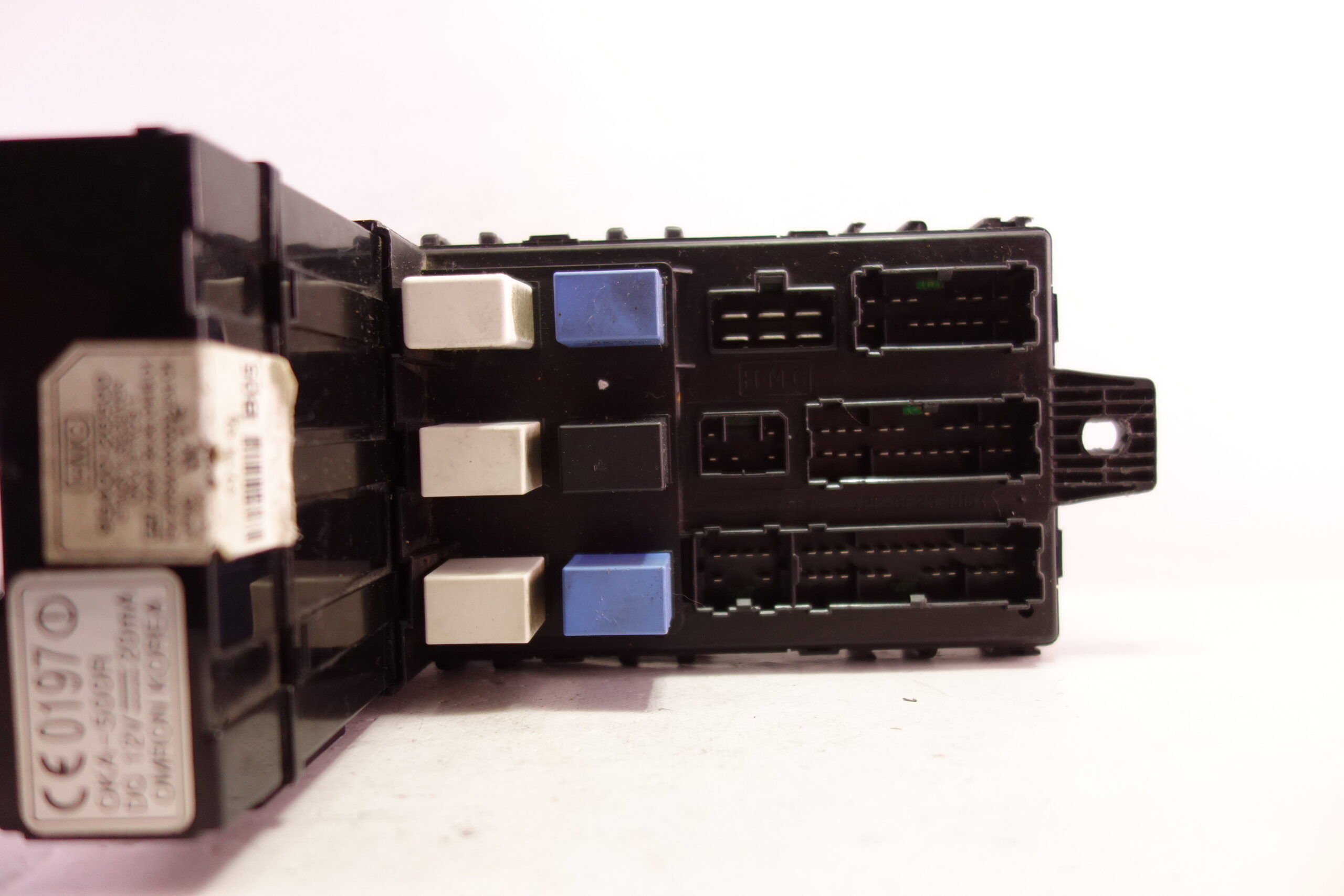 Caja de fusibles Hyundai Santa Fe OKA500R OKA 500R 9540026500 95400 26500 E497RA000002 E4 97RA 000002 - foto 3