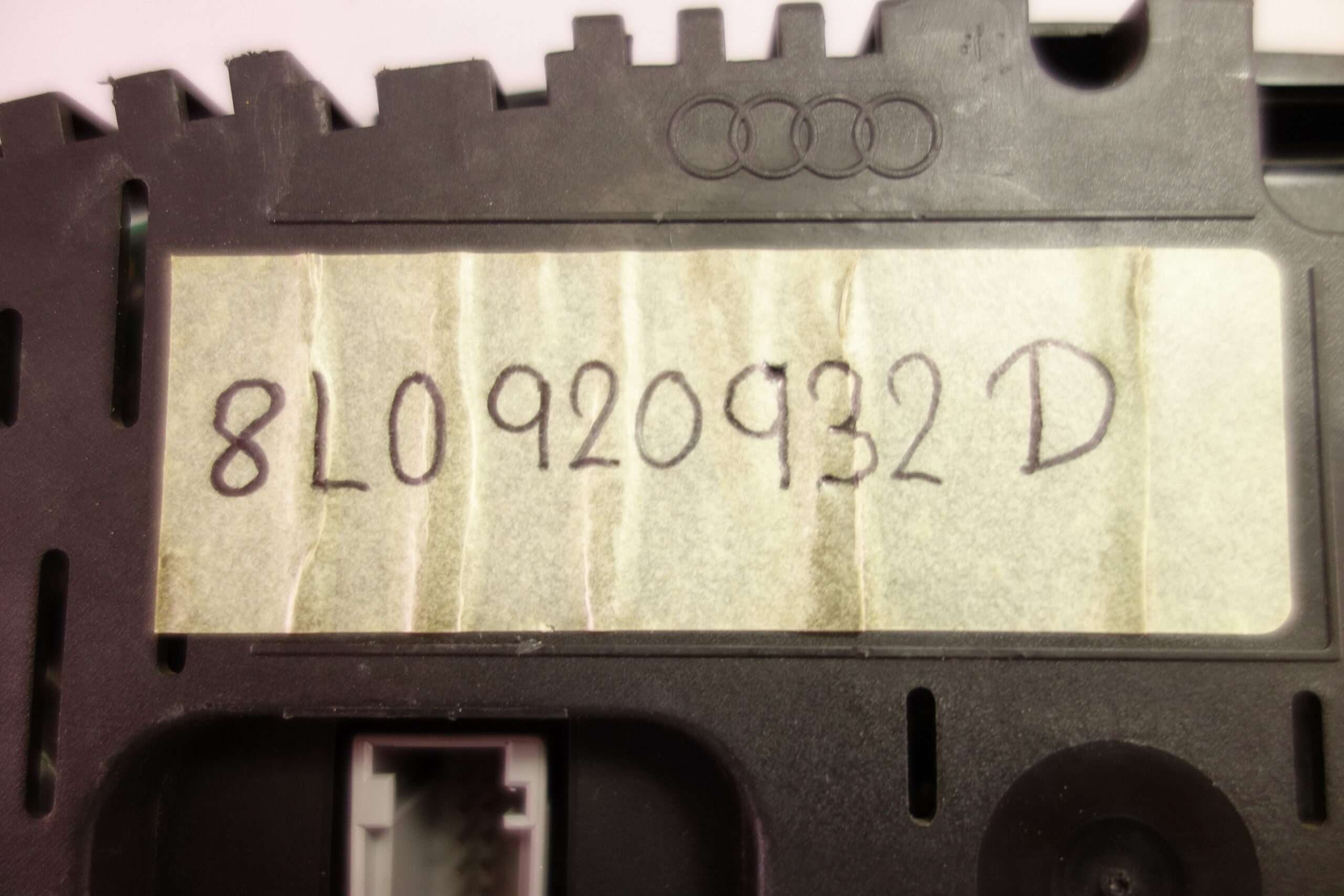 Cuadro de instrumentos Audi A3 8L0920932D 8L0 920 932 D 110080142007 110 080 142 007 - foto 2