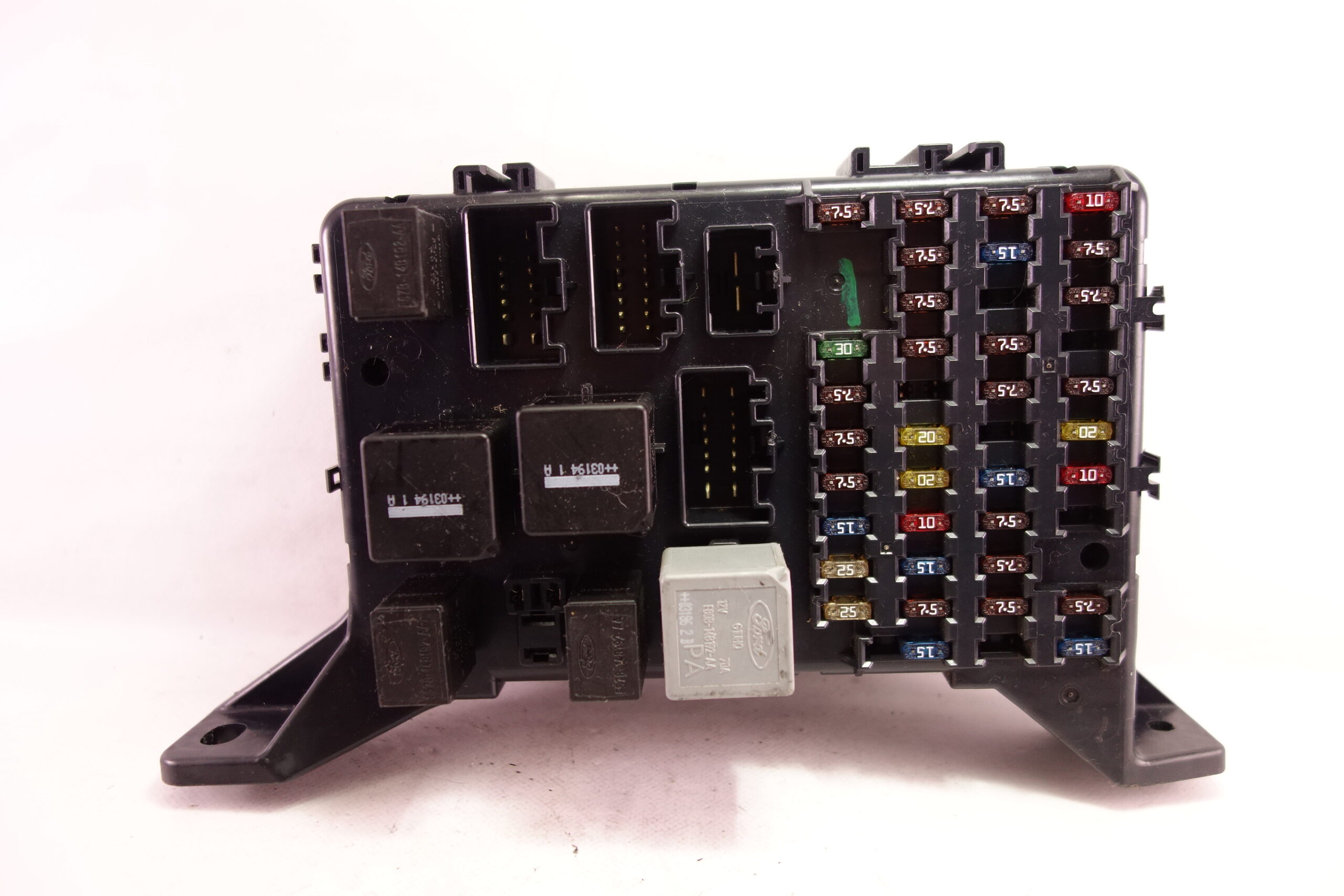 Caja de fusibles Ford Mondeo 3D1620691 3D 16 2 0691 4S7T14A073AA 4S7T 14A073 AA - foto 1