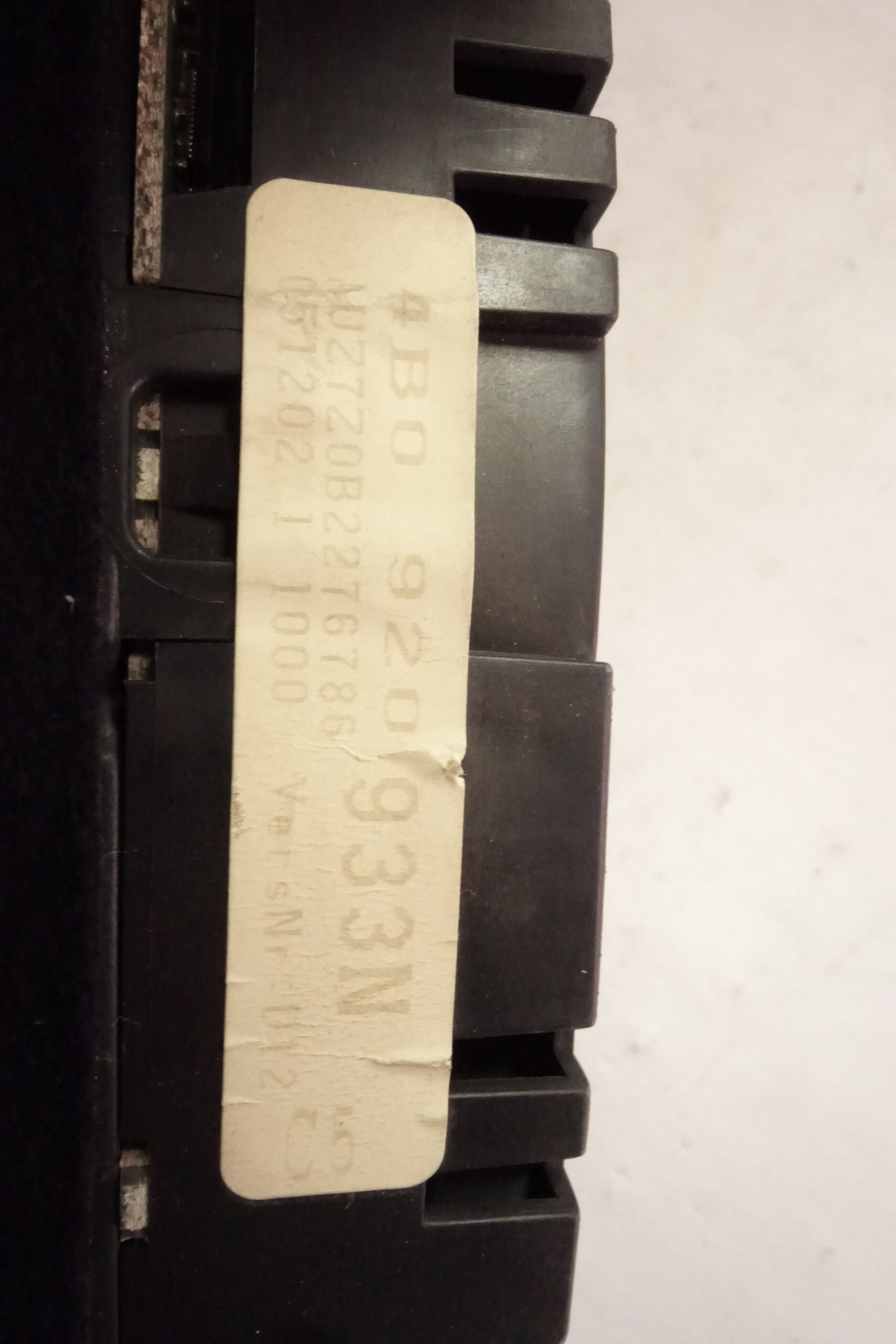 Cuadro de instrumentos Audi A6 110080128005 110 080 128 005 4B0920933N 4B0 920 933N 88311285 88 311 285 - foto 3