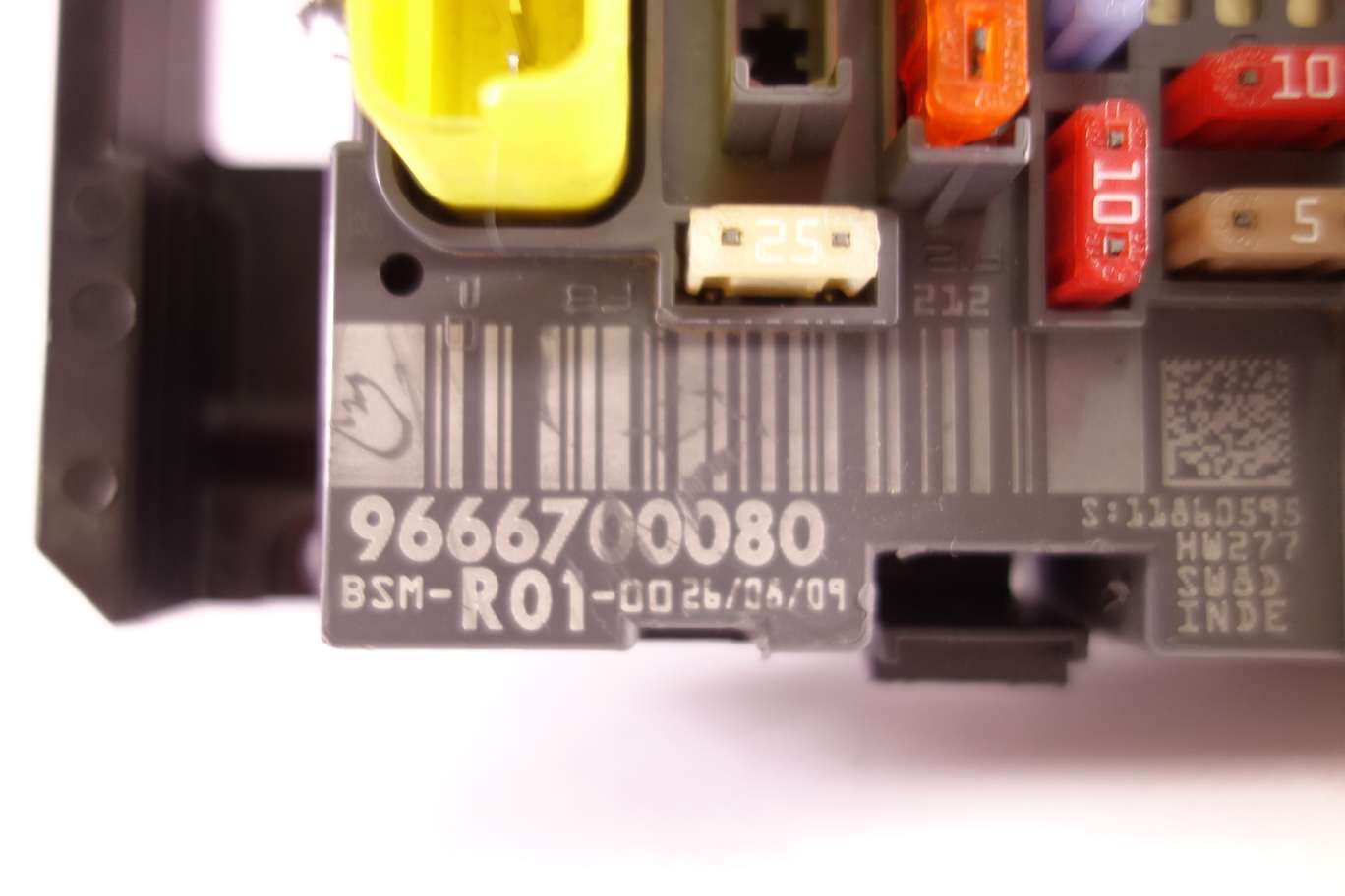 Caja de fusibles Citroen C4 9666700080 BSM-R01-00 - foto 2